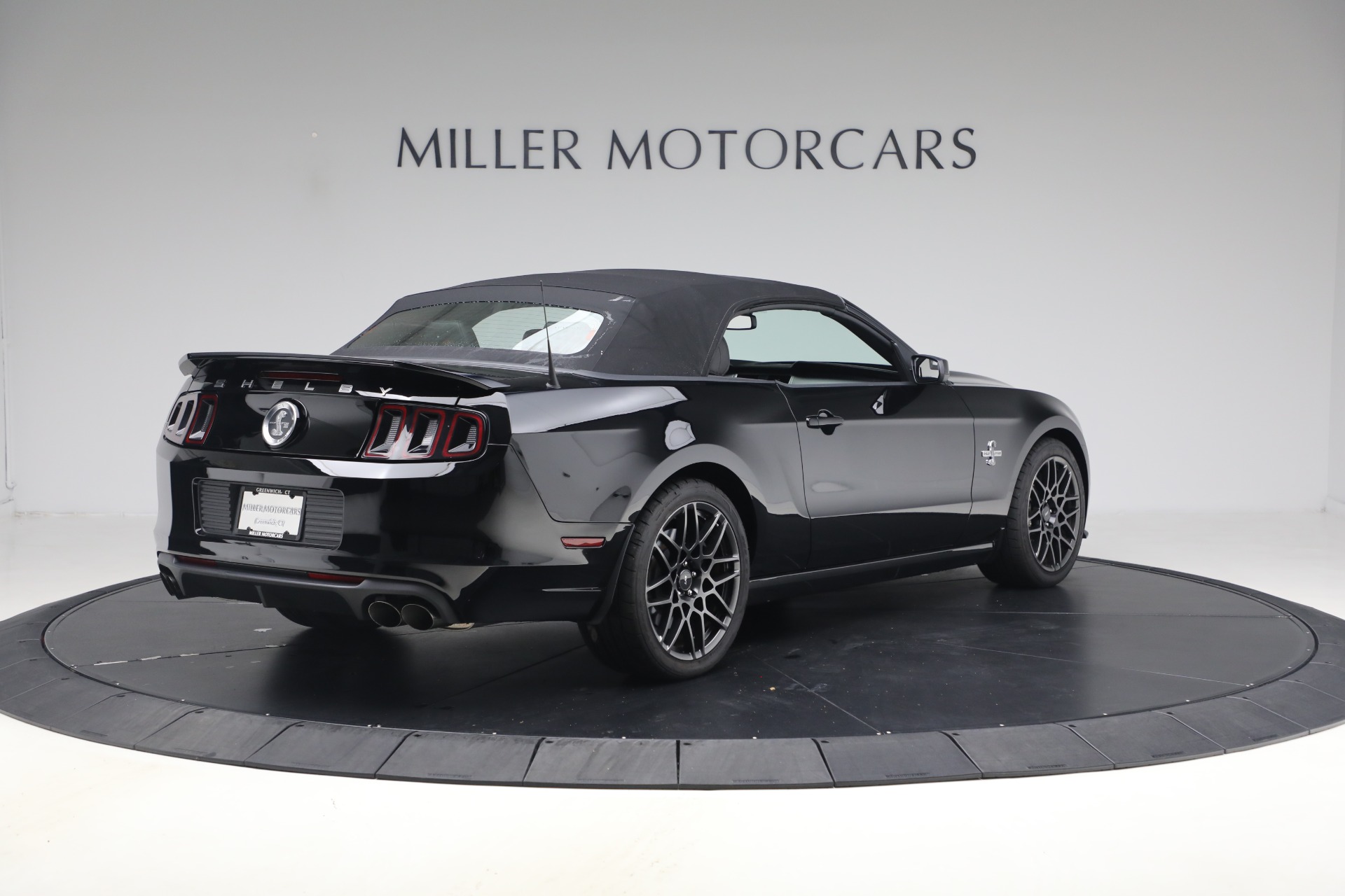 Used-2013-Ford-Shelby-GT500