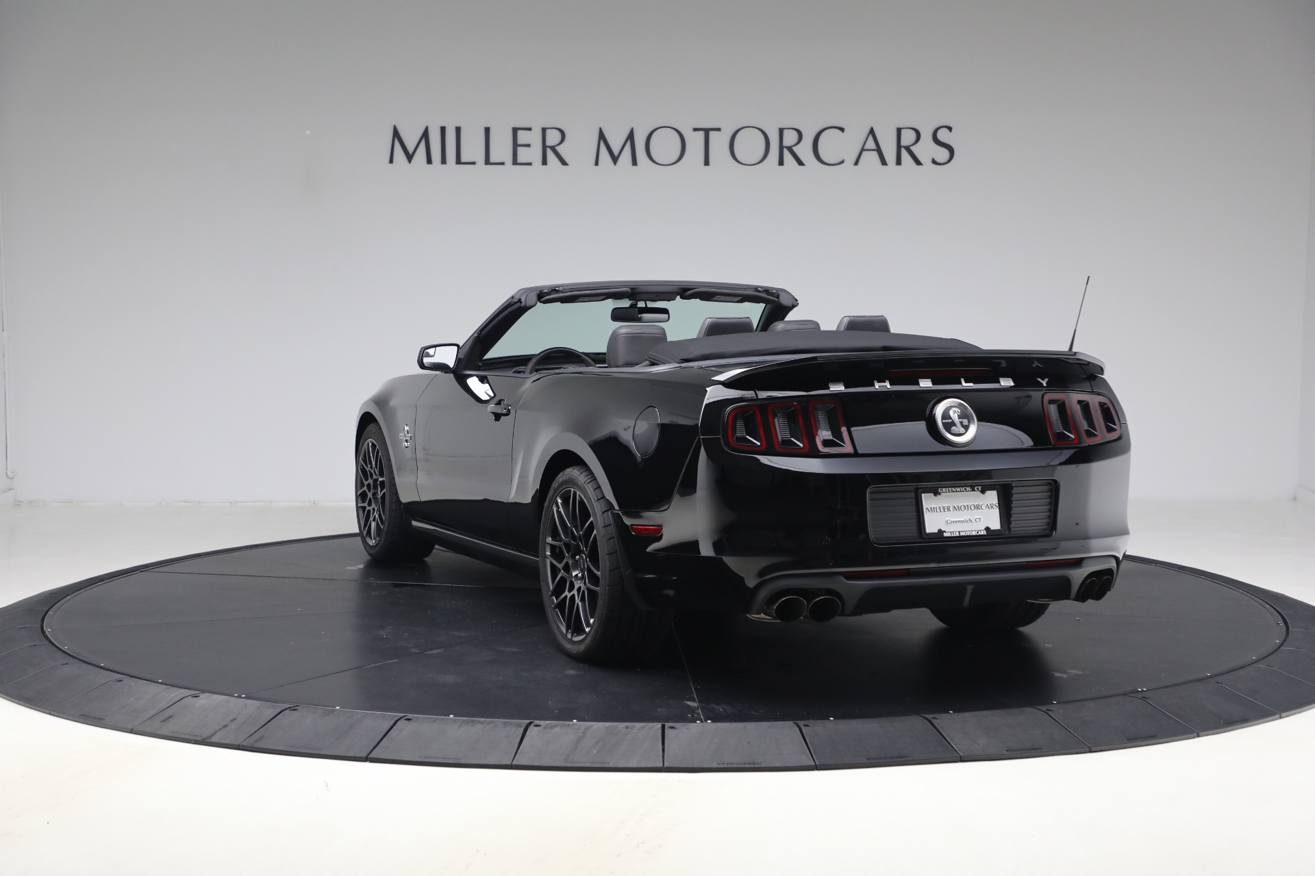 Used-2013-Ford-Shelby-GT500