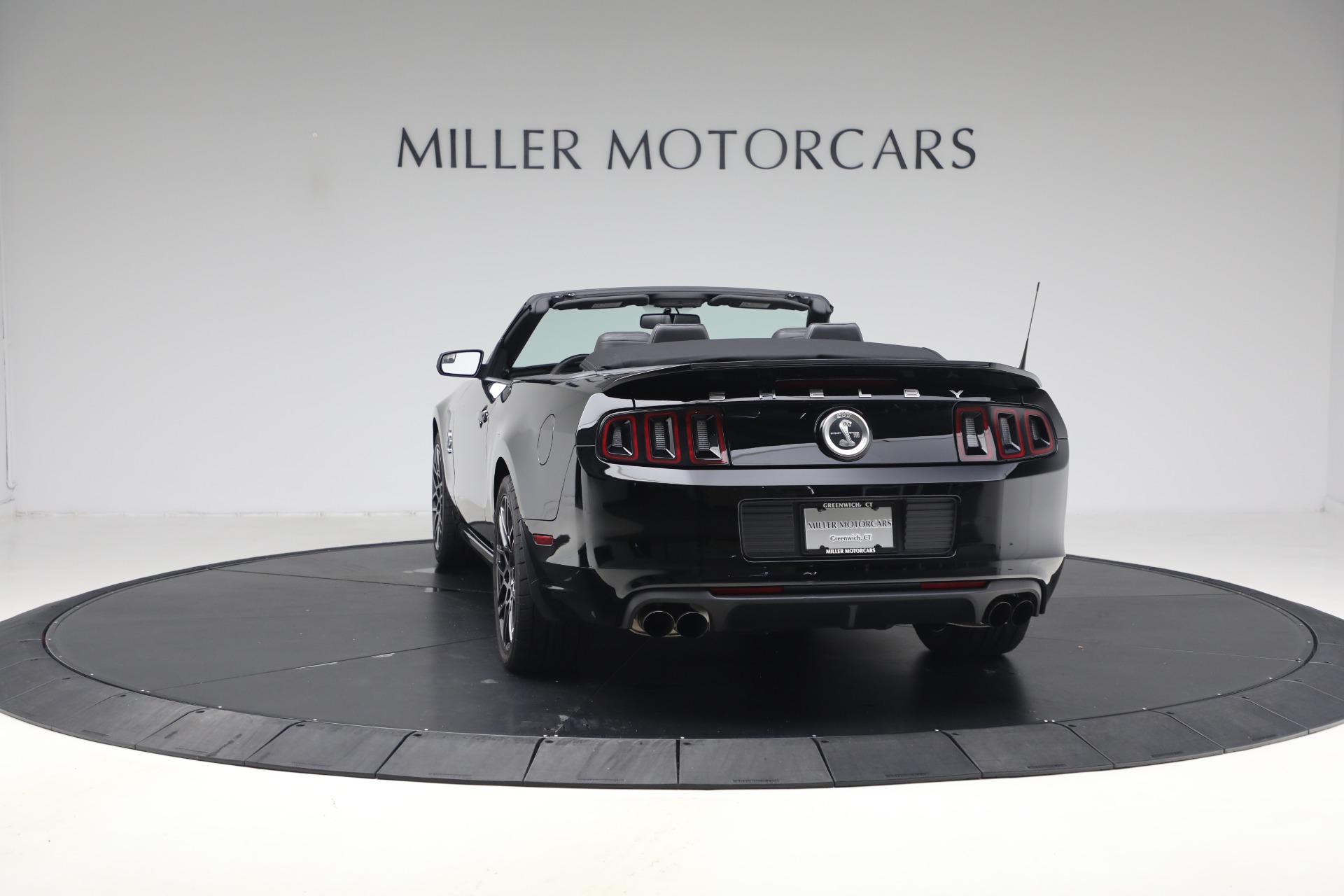 Used-2013-Ford-Shelby-GT500