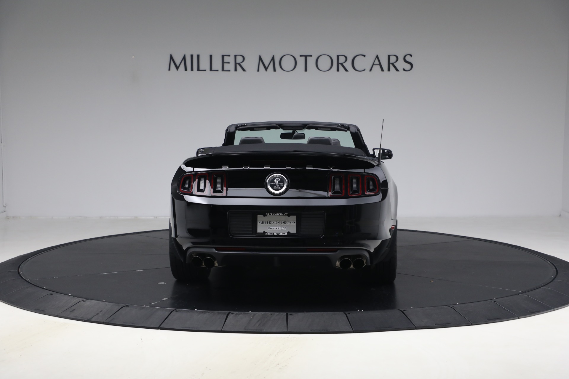 Used-2013-Ford-Shelby-GT500