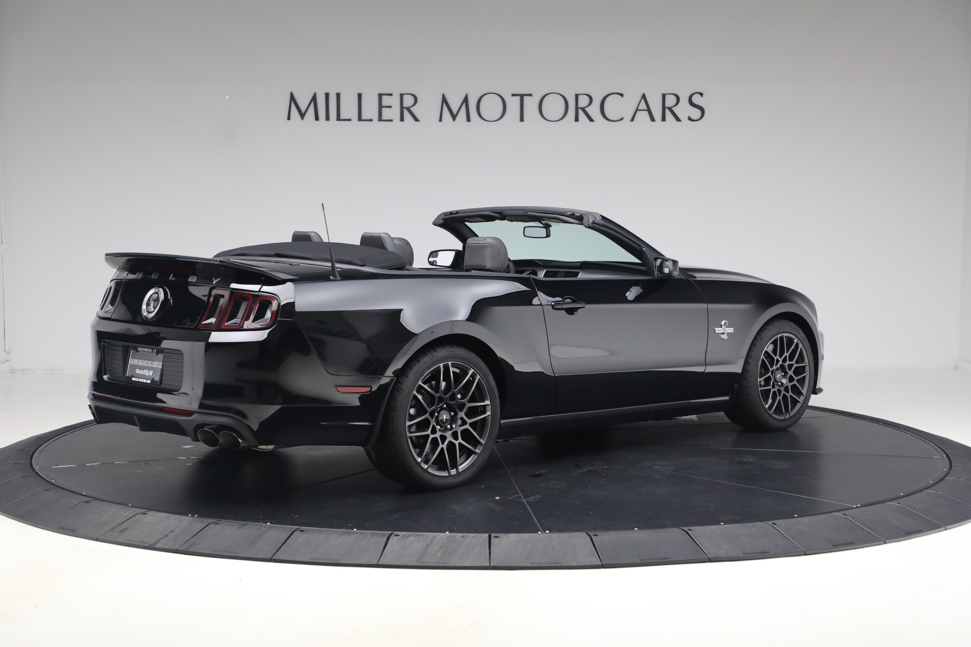 Used-2013-Ford-Shelby-GT500