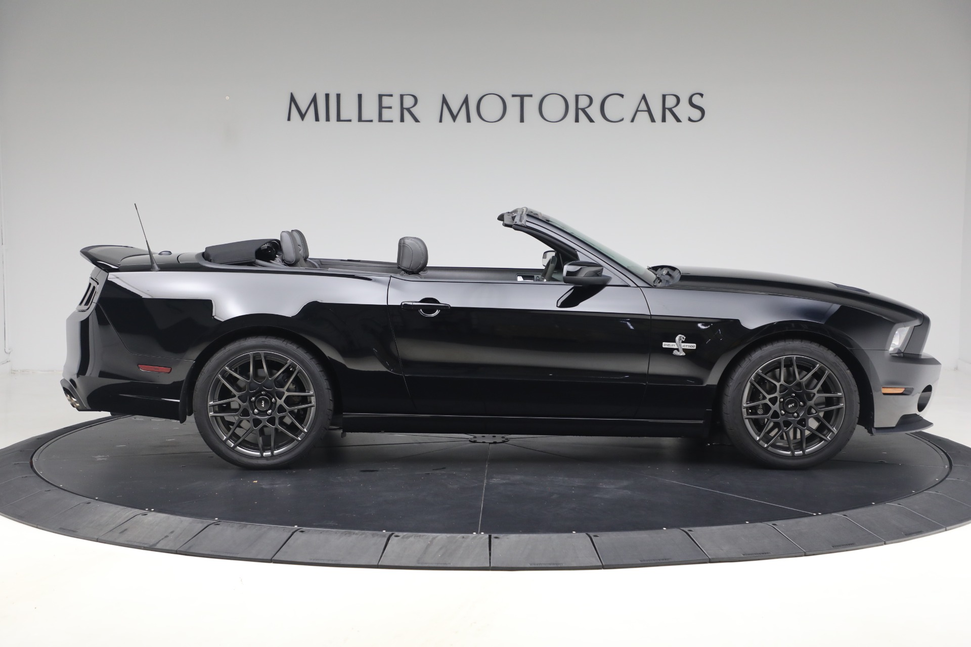 Used-2013-Ford-Shelby-GT500