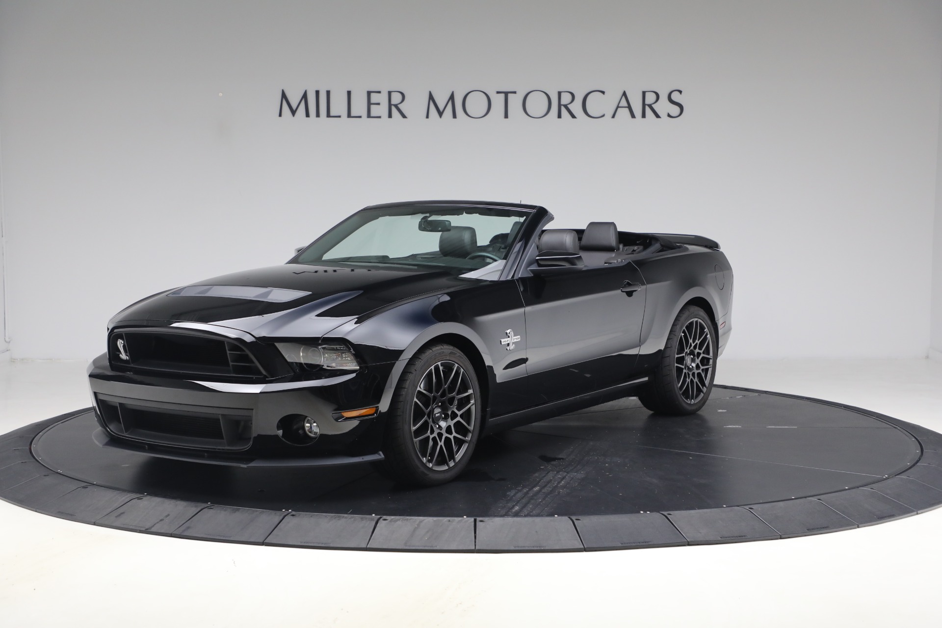 Used-2013-Ford-Shelby-GT500