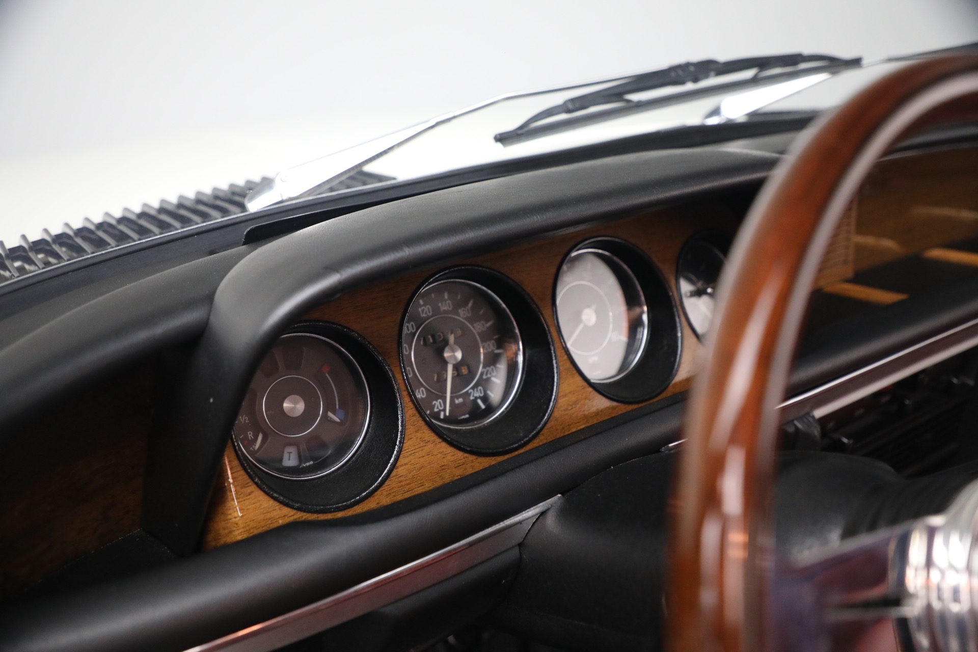 Used-1974-BMW-30CSi