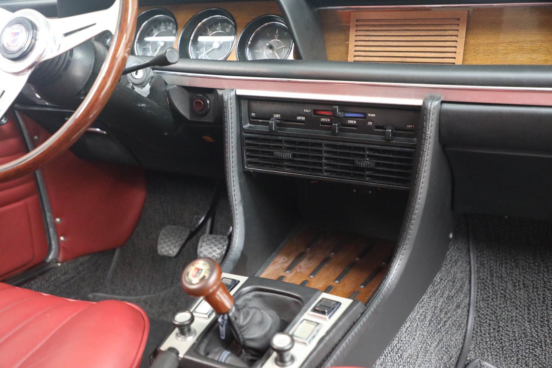 Used-1974-BMW-30CSi
