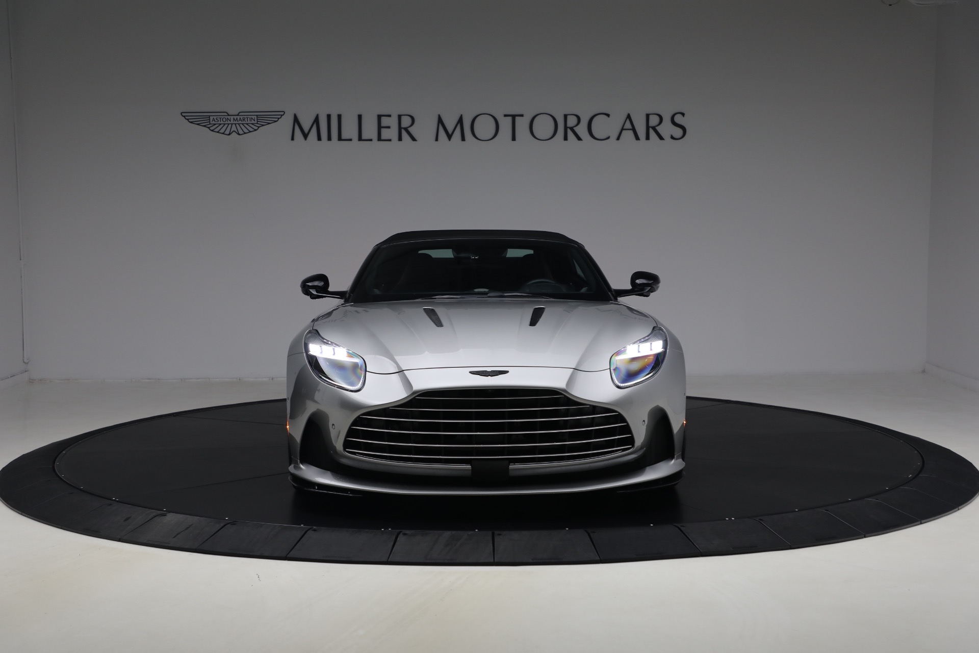 Used-2024-Aston-Martin-DB12-Volante