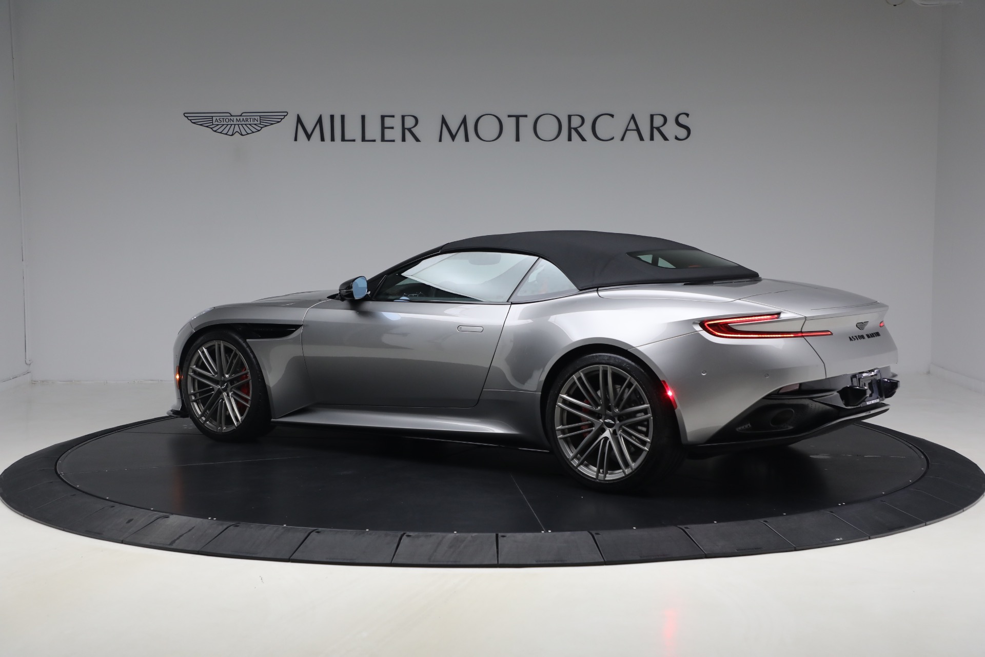 Used-2024-Aston-Martin-DB12-Volante