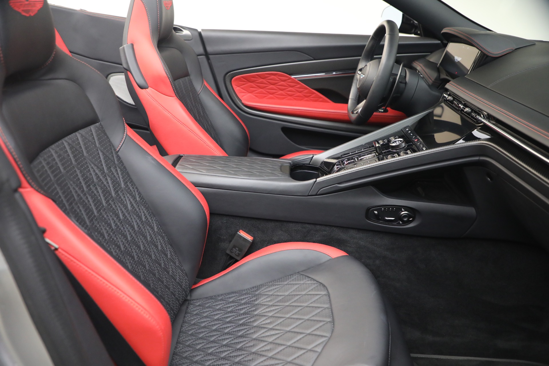 Used-2024-Aston-Martin-DB12-Volante