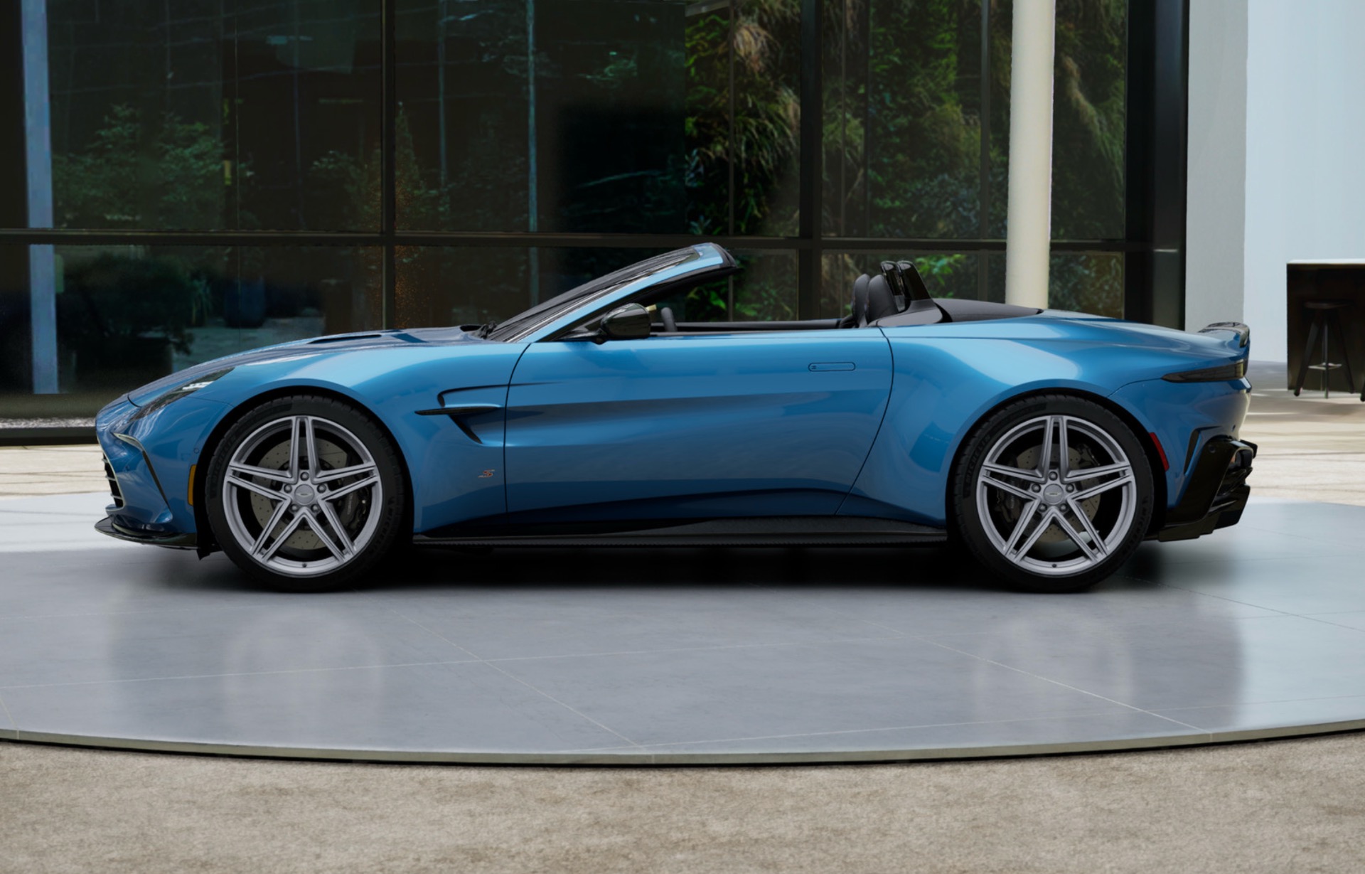 New-2026-Aston-Martin-Vantage-S-Roadster