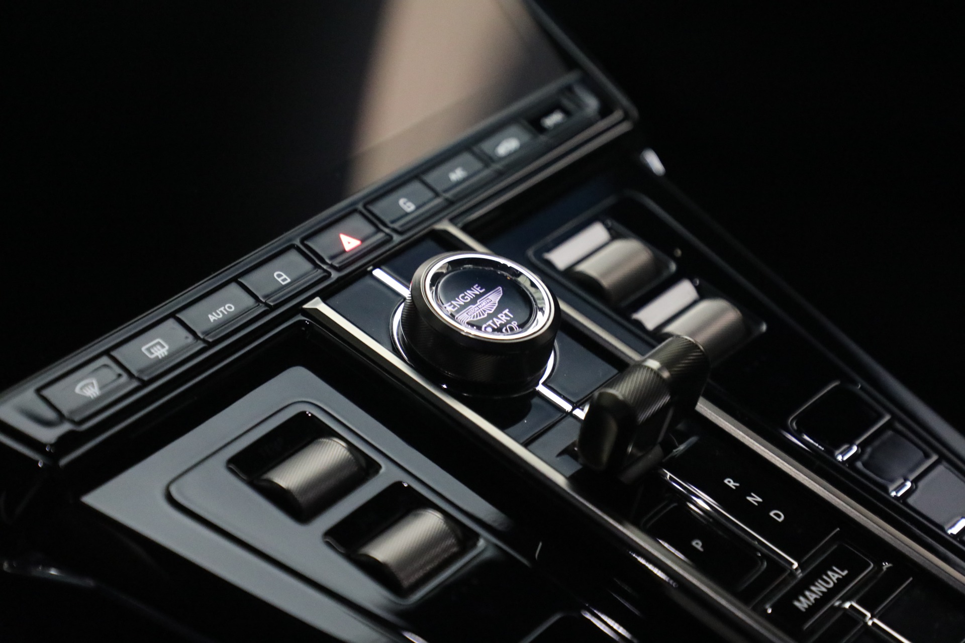 Used-2025-Aston-Martin-Vantage