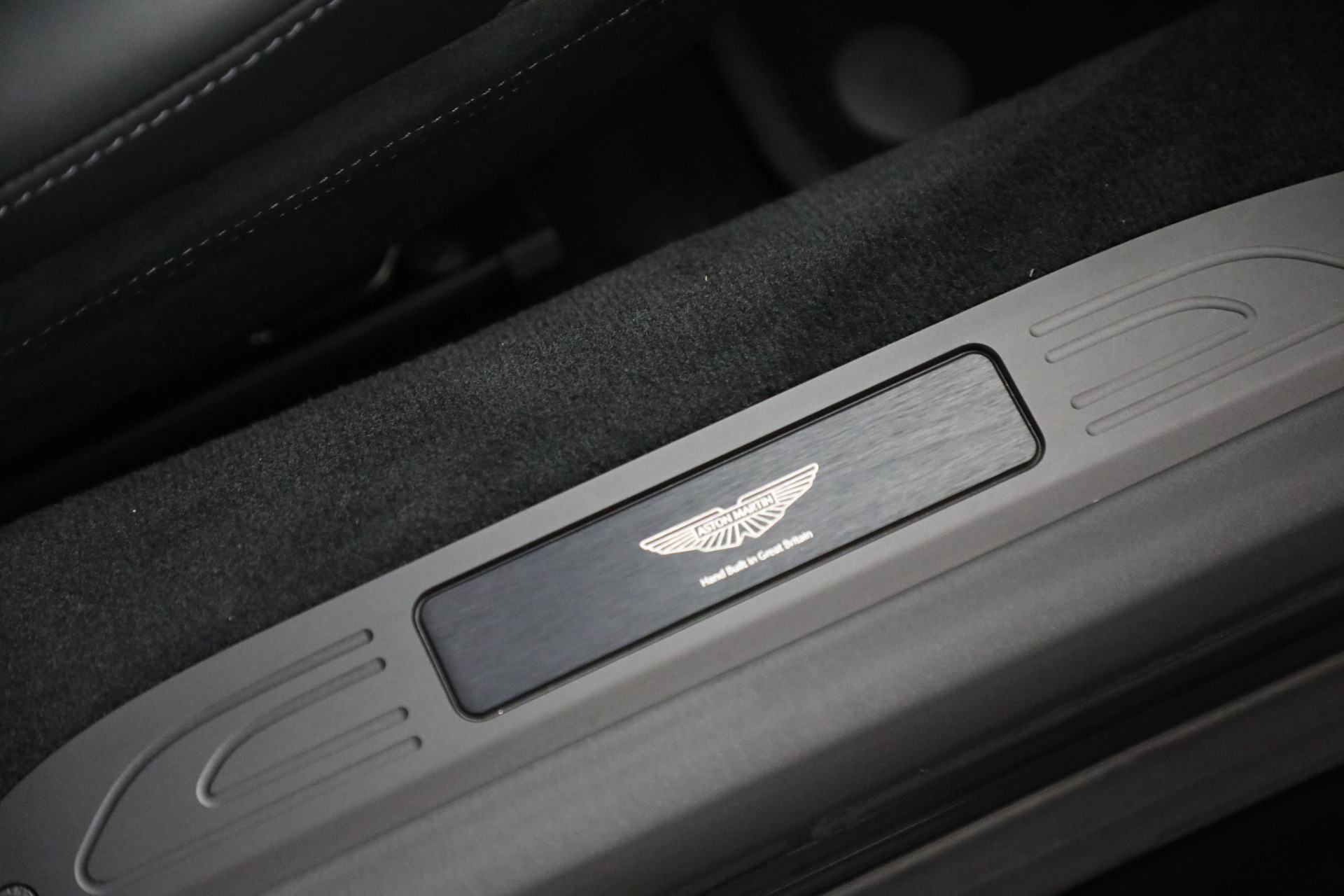 Used-2025-Aston-Martin-Vantage