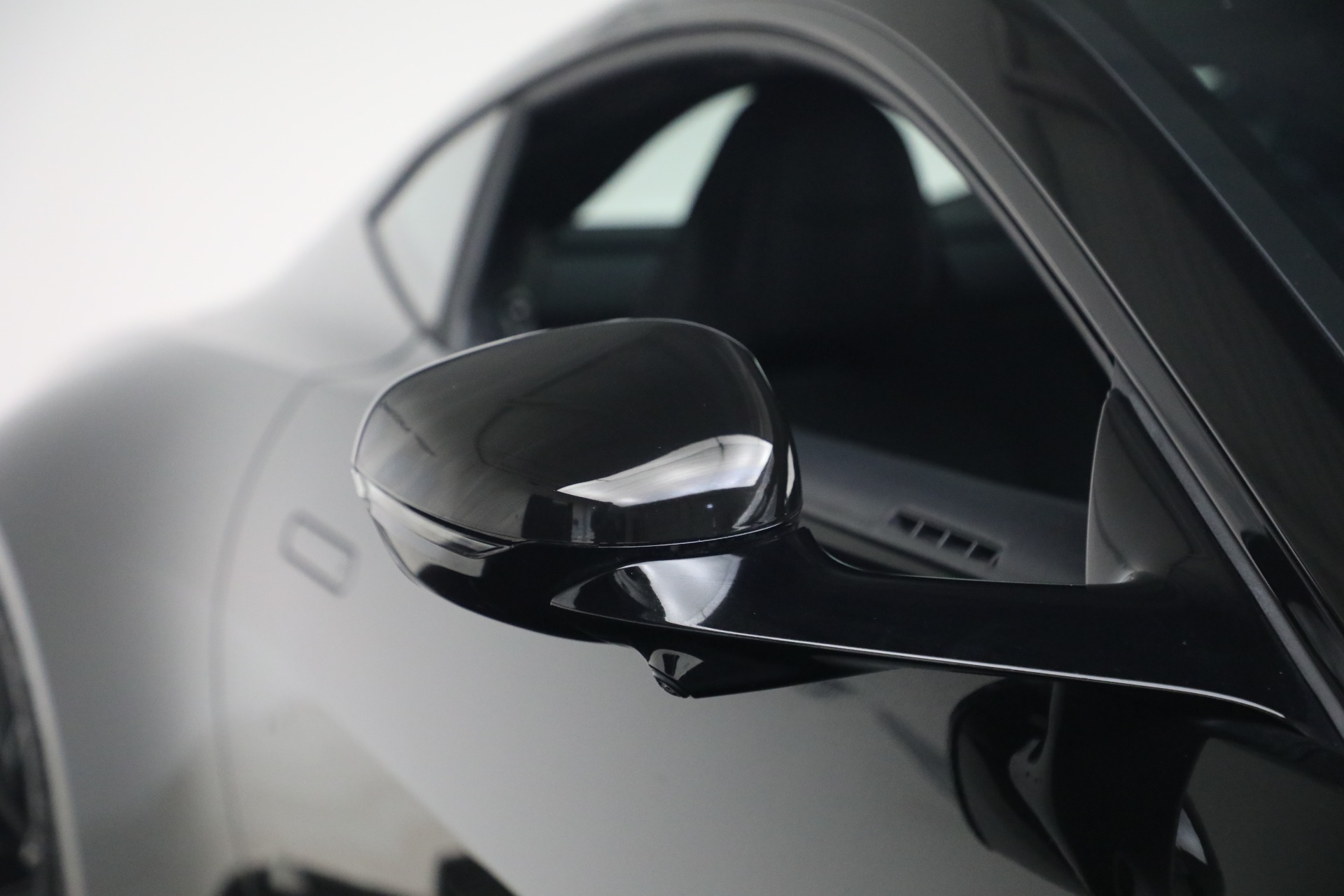 Used-2025-Aston-Martin-Vantage