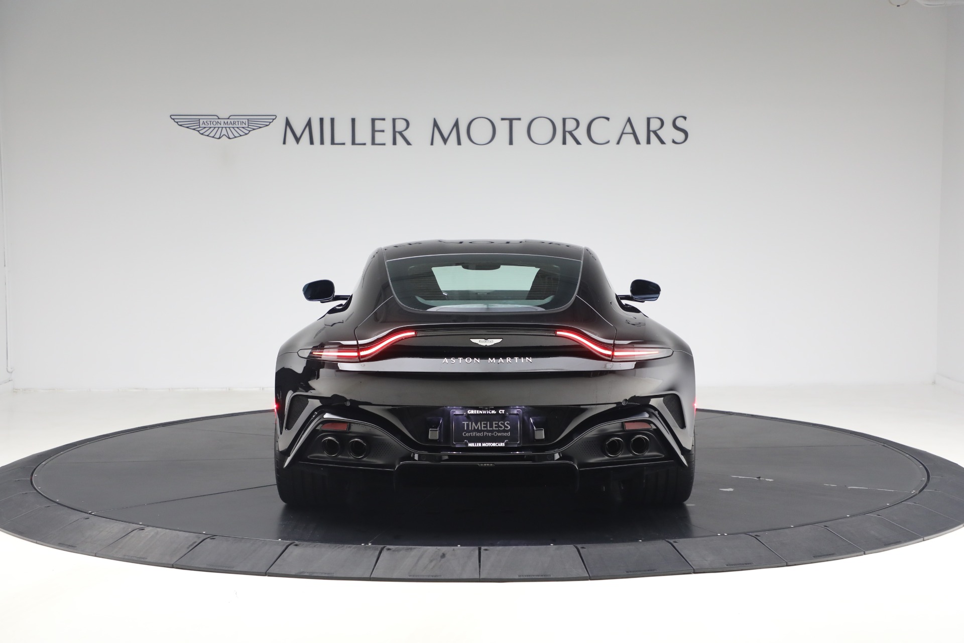 Used-2025-Aston-Martin-Vantage