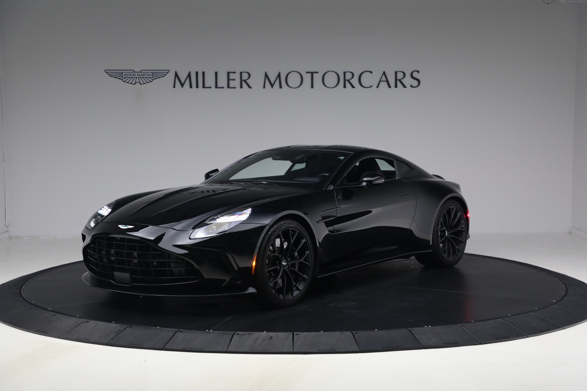 Used-2025-Aston-Martin-Vantage