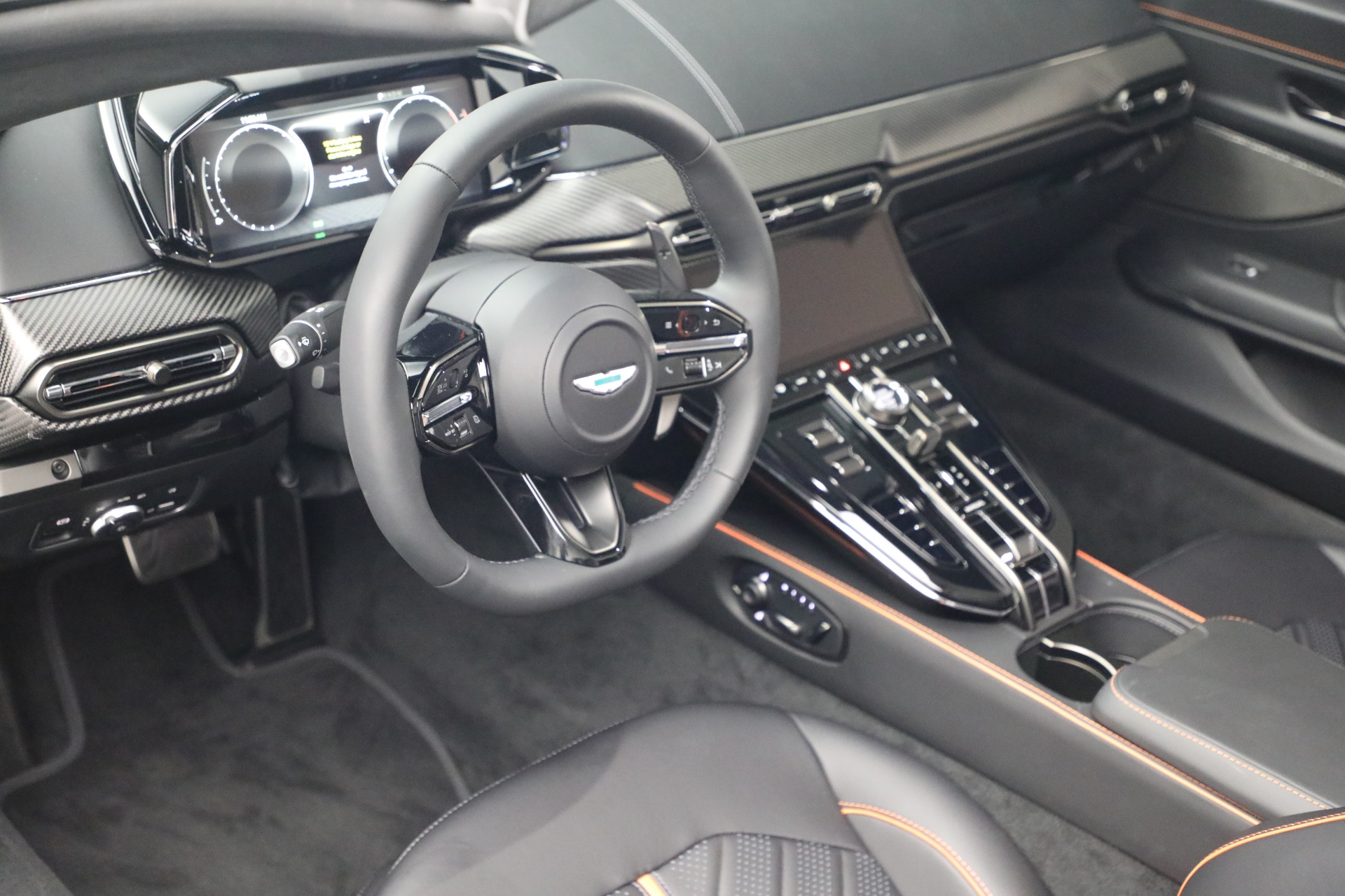 New-2026-Aston-Martin-Vantage-S-Roadster