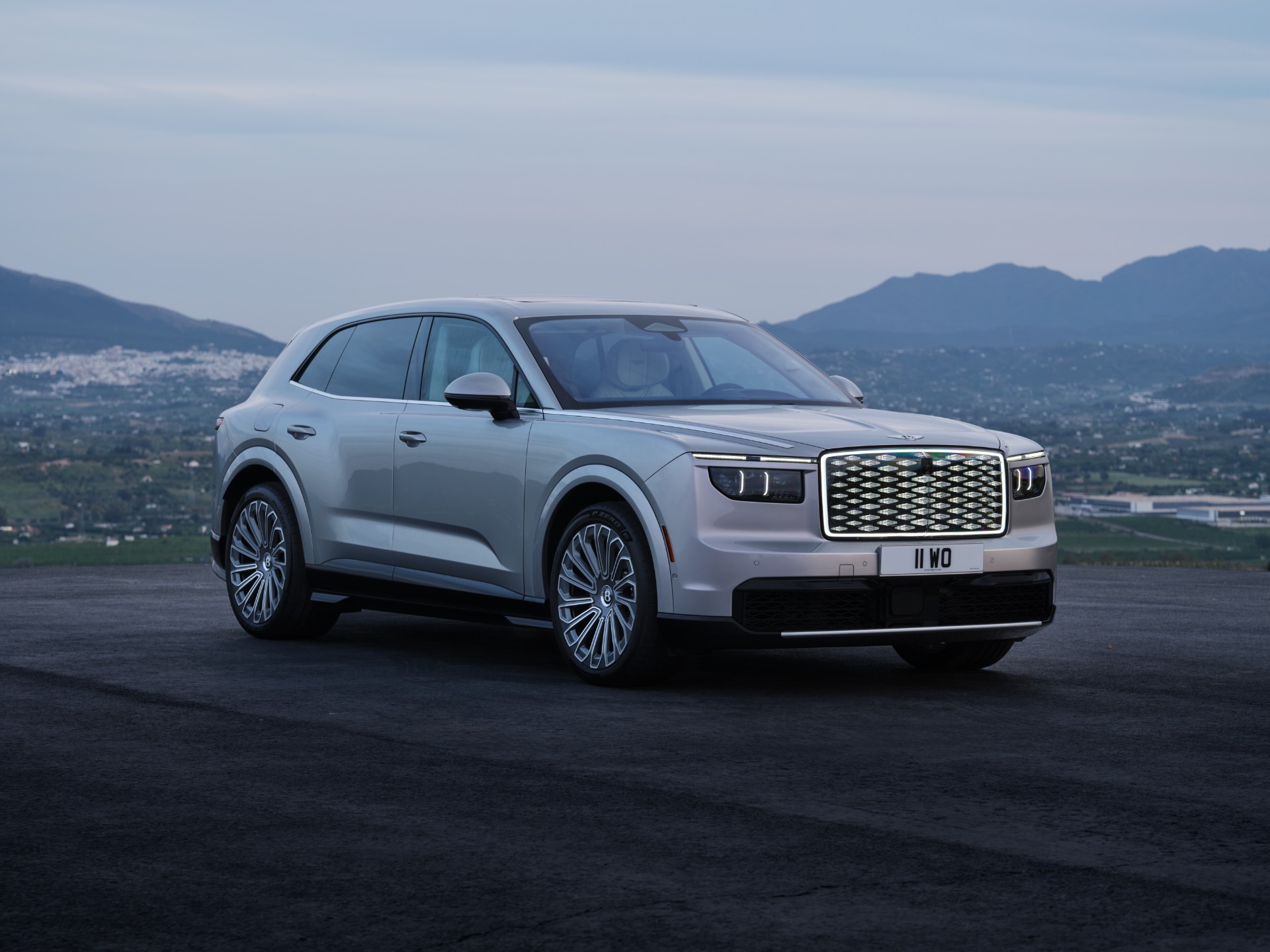 New-2028-Bentley-Torcal