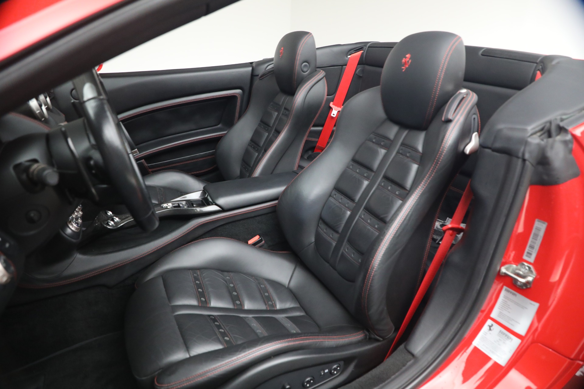Used-2014-Ferrari-California-30