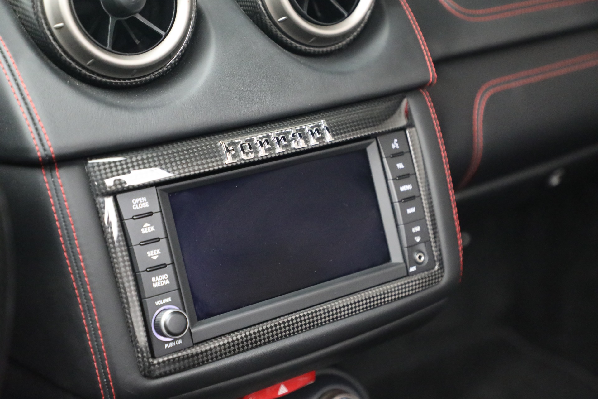 Used-2014-Ferrari-California-30