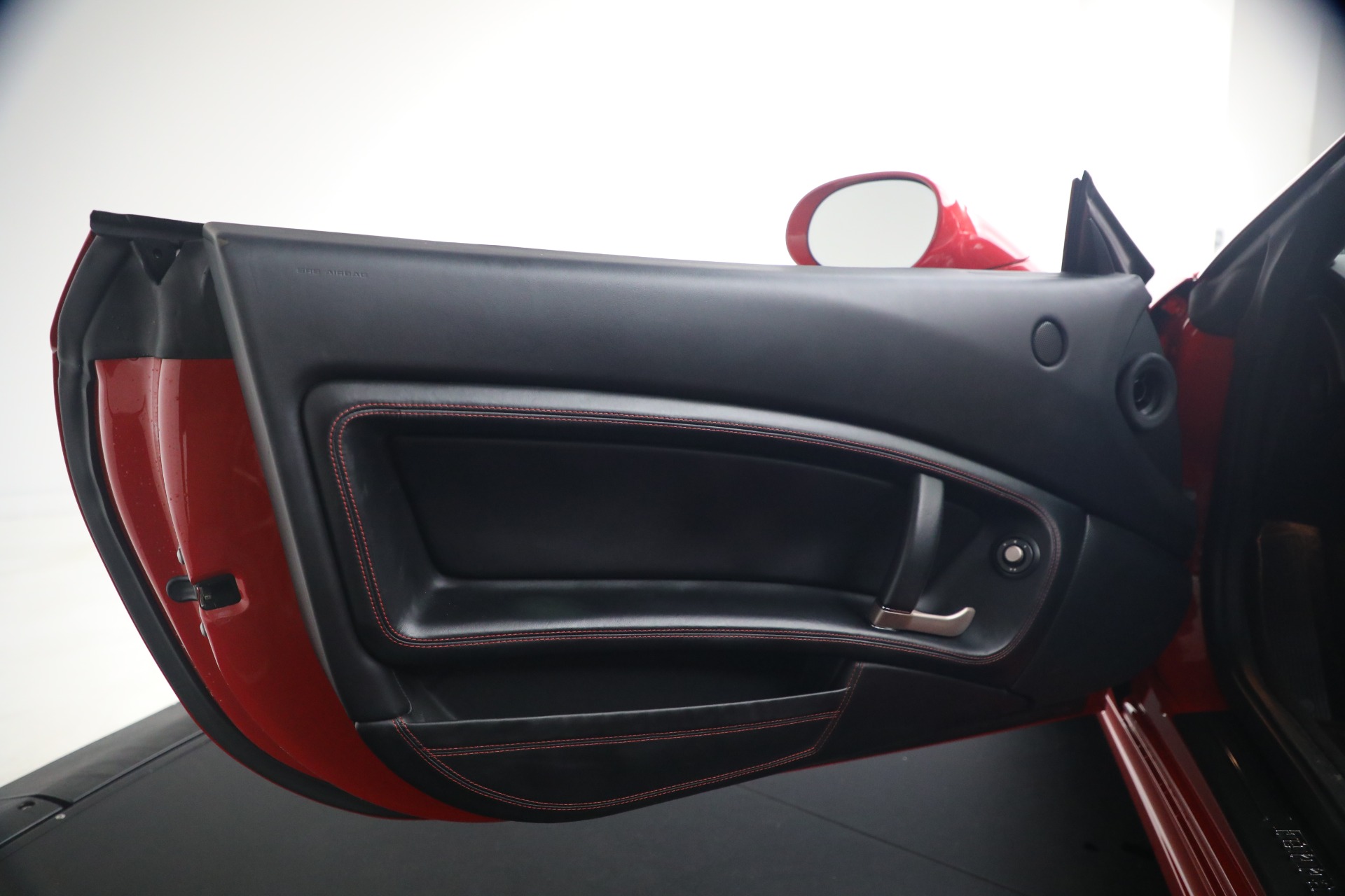 Used-2014-Ferrari-California-30
