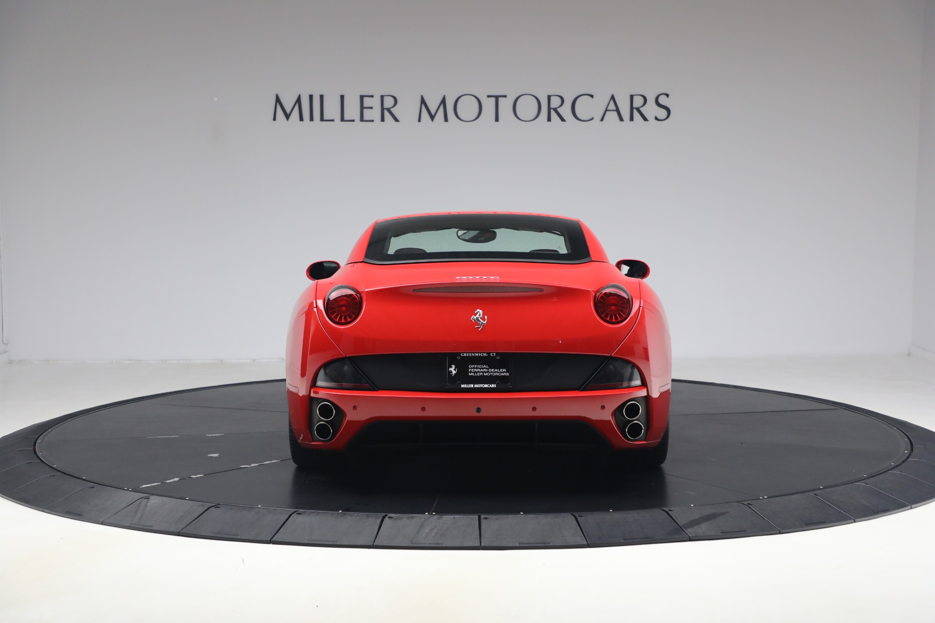 Used-2014-Ferrari-California-30