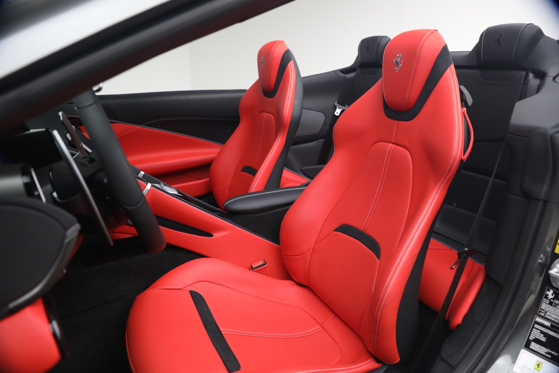 Used-2026-Ferrari-Roma-Spider