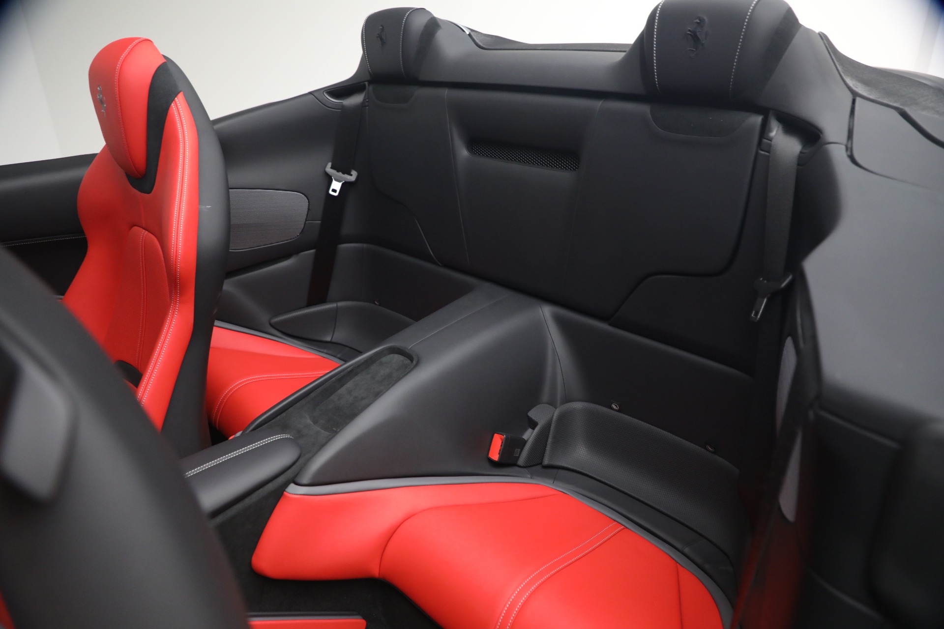 Used-2026-Ferrari-Roma-Spider