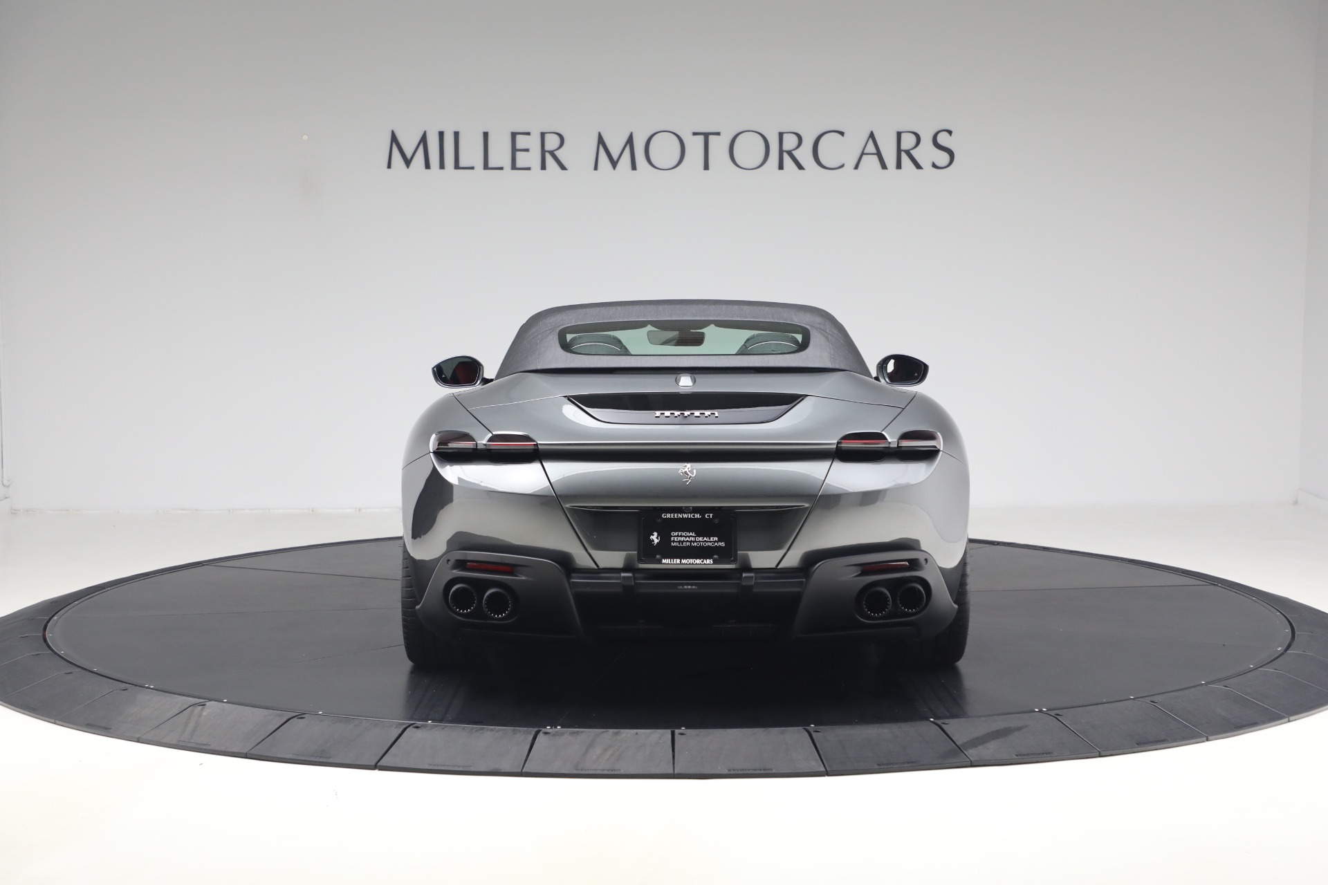 Used-2026-Ferrari-Roma-Spider