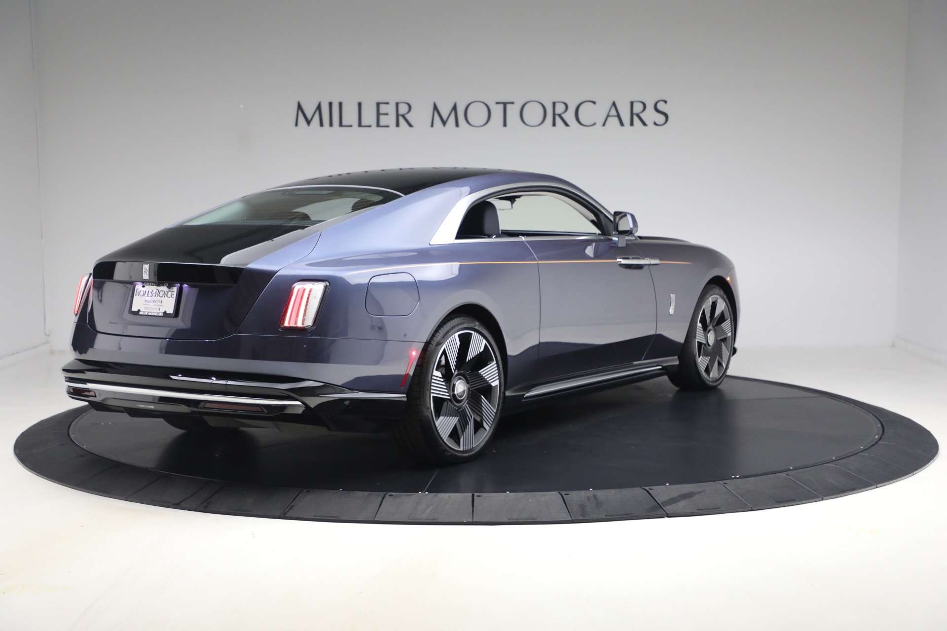 Used-2024-Rolls-Royce-Spectre