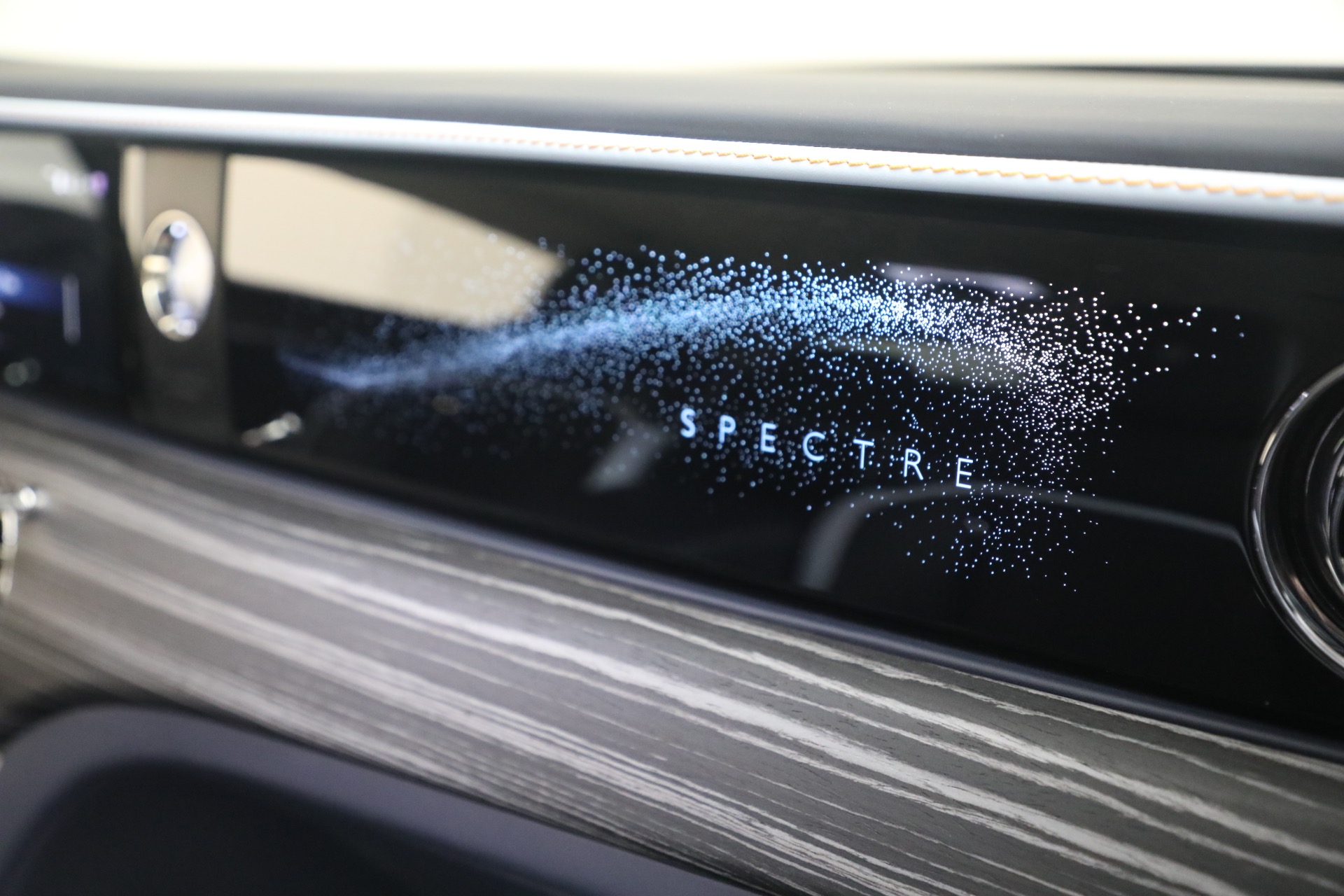 Used-2024-Rolls-Royce-Spectre