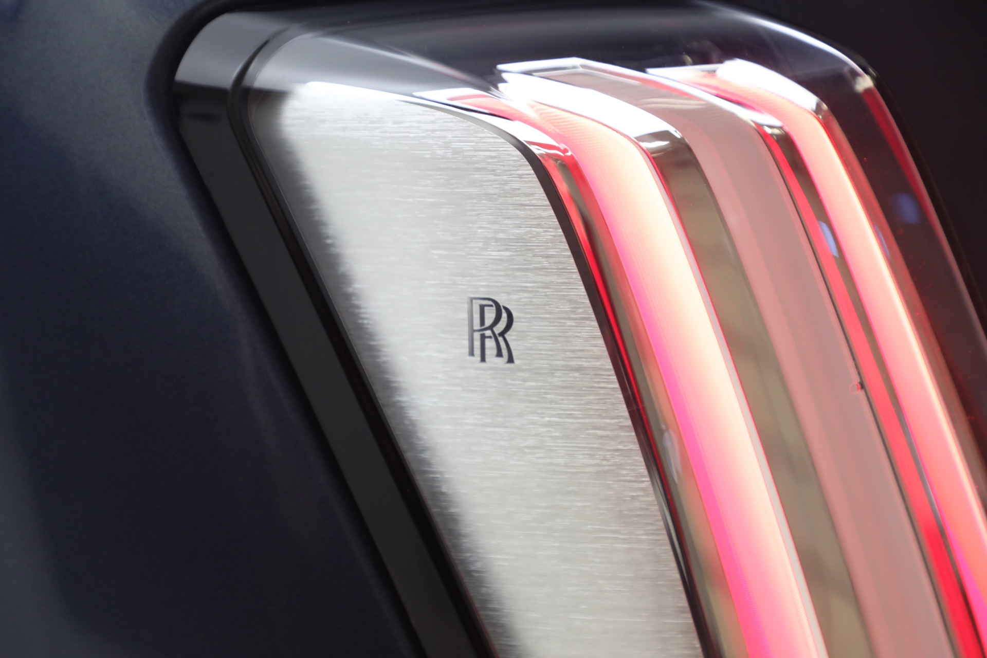 Used-2024-Rolls-Royce-Spectre