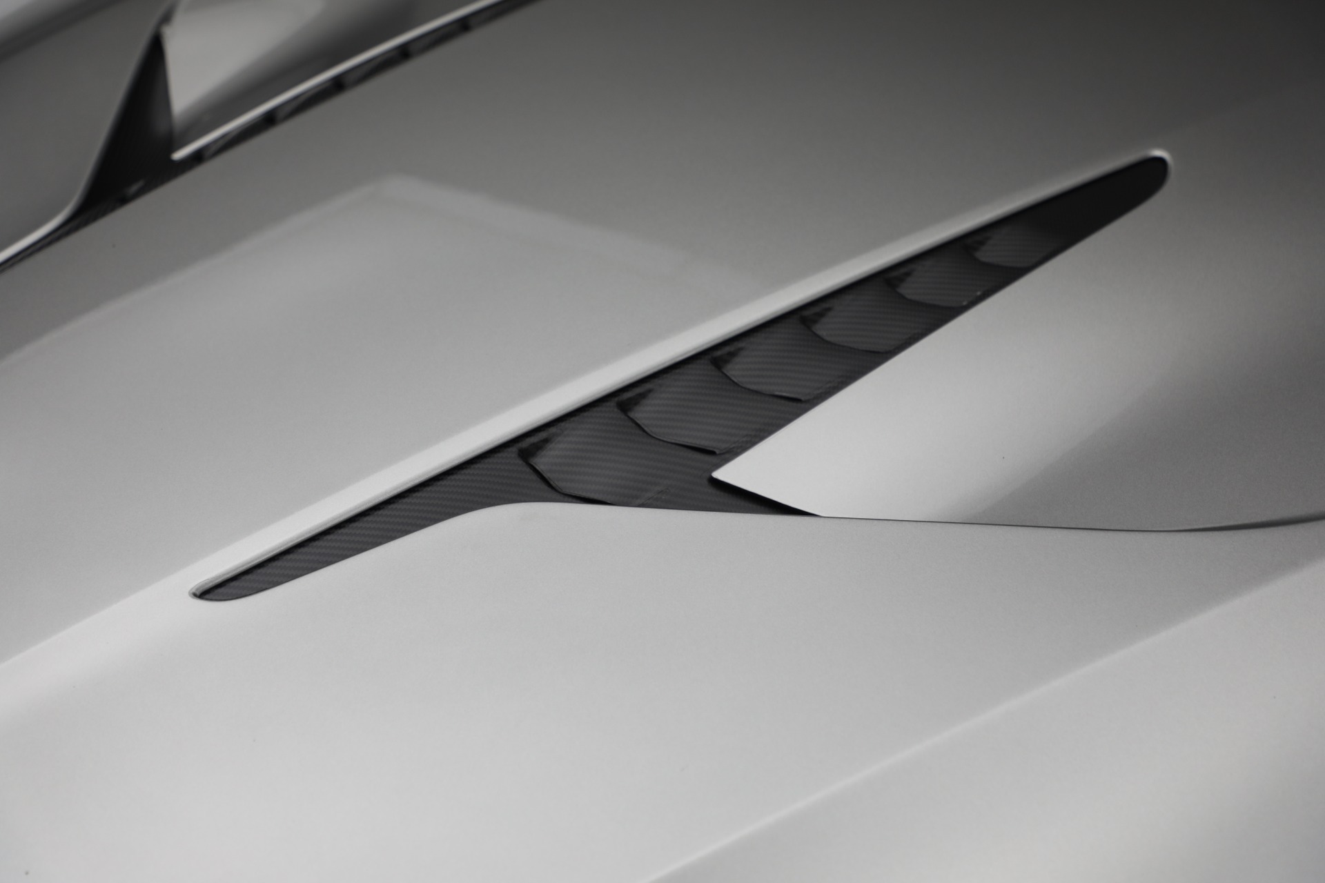 Used-2025-Aston-Martin-Vanquish