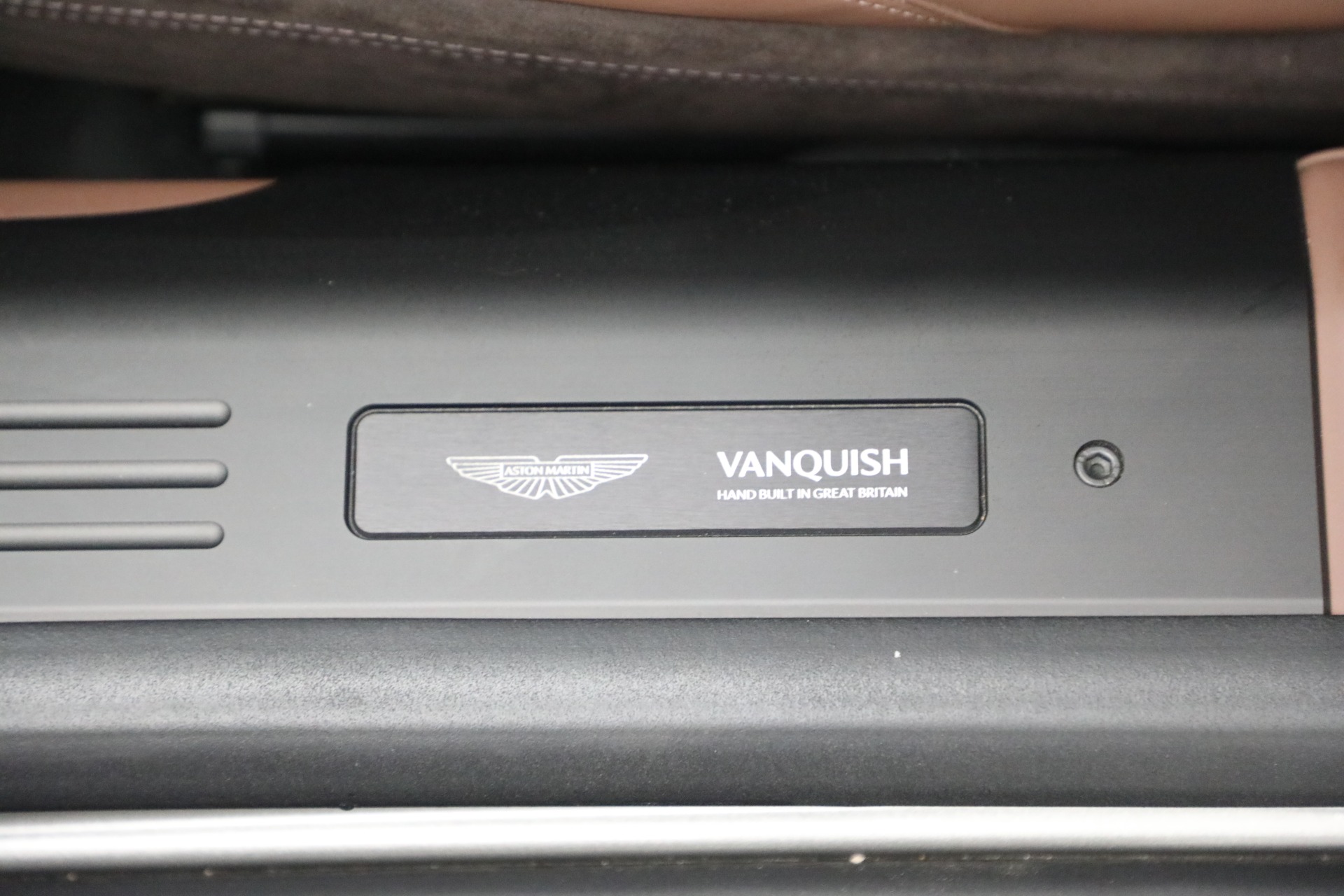 Used-2025-Aston-Martin-Vanquish