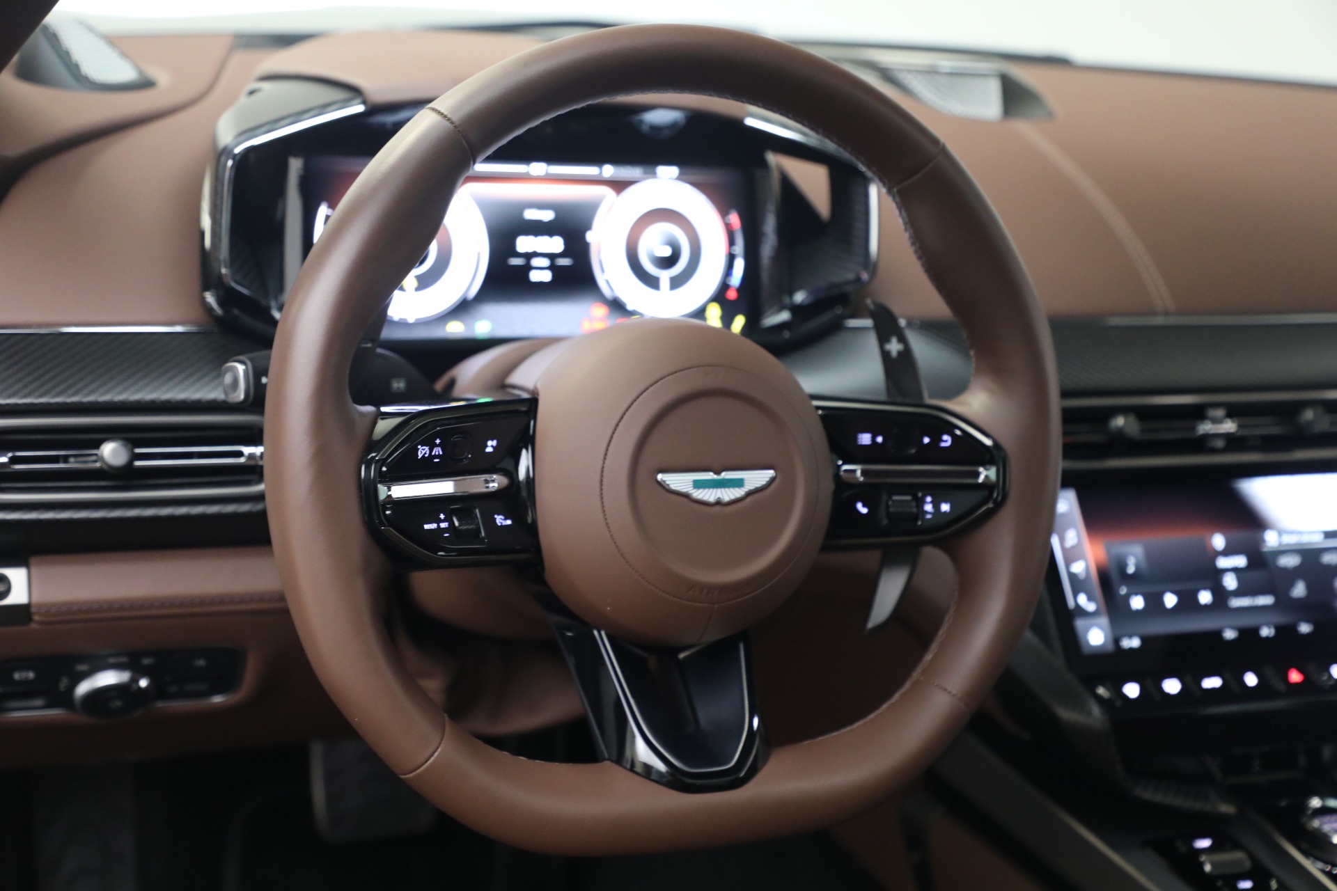 Used-2025-Aston-Martin-Vanquish