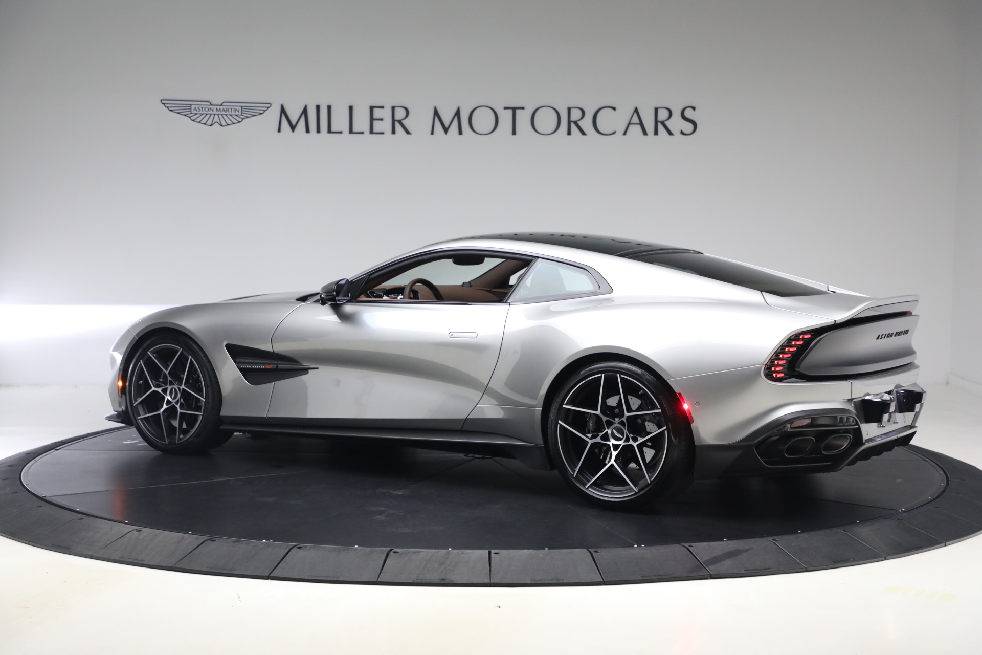 Used-2025-Aston-Martin-Vanquish