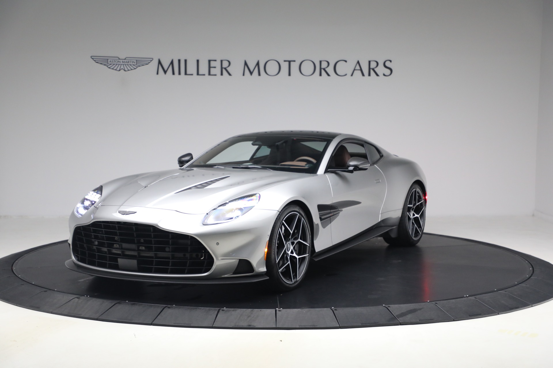 Used-2025-Aston-Martin-Vanquish