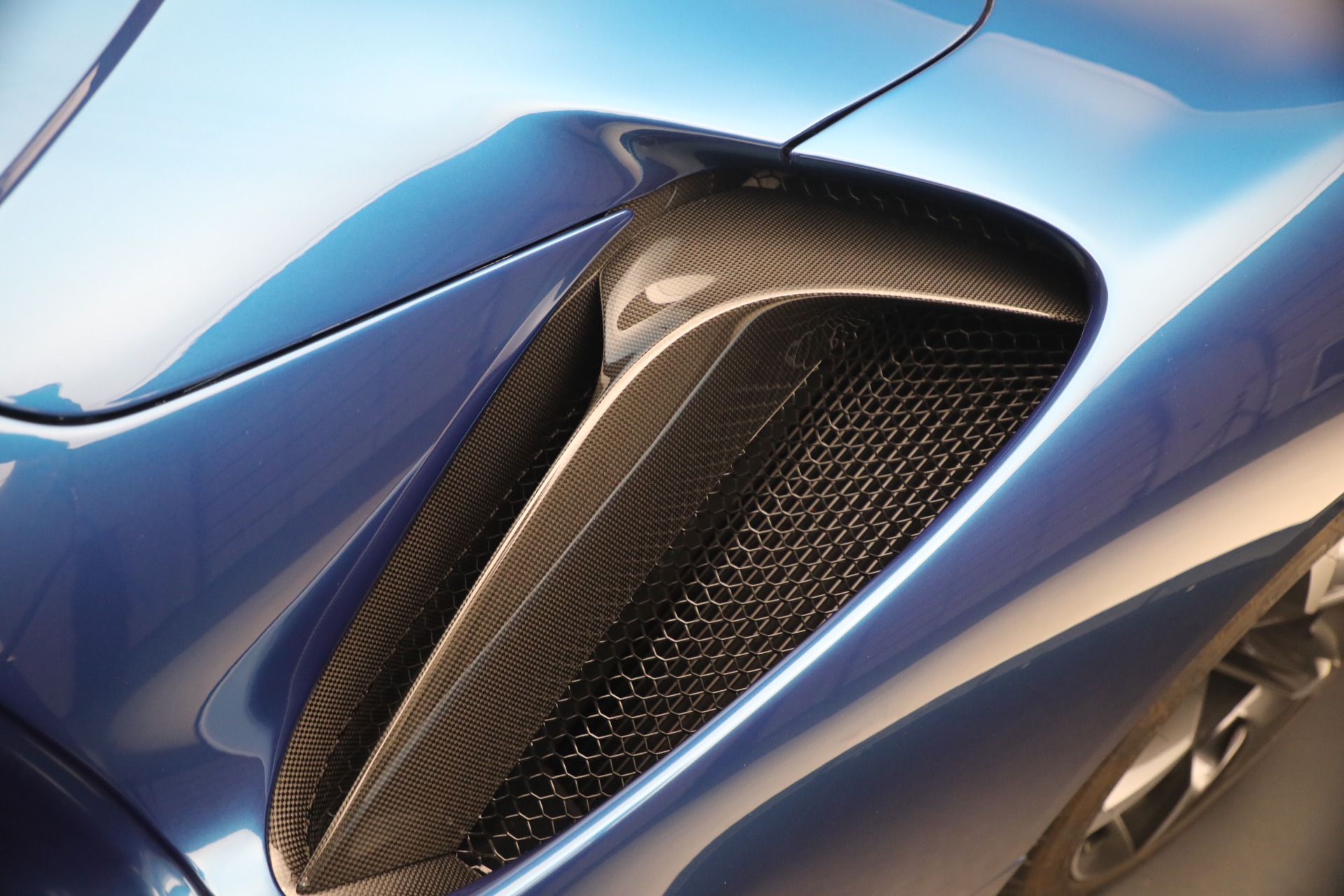 Used-2024-Ferrari-SF90-Spider
