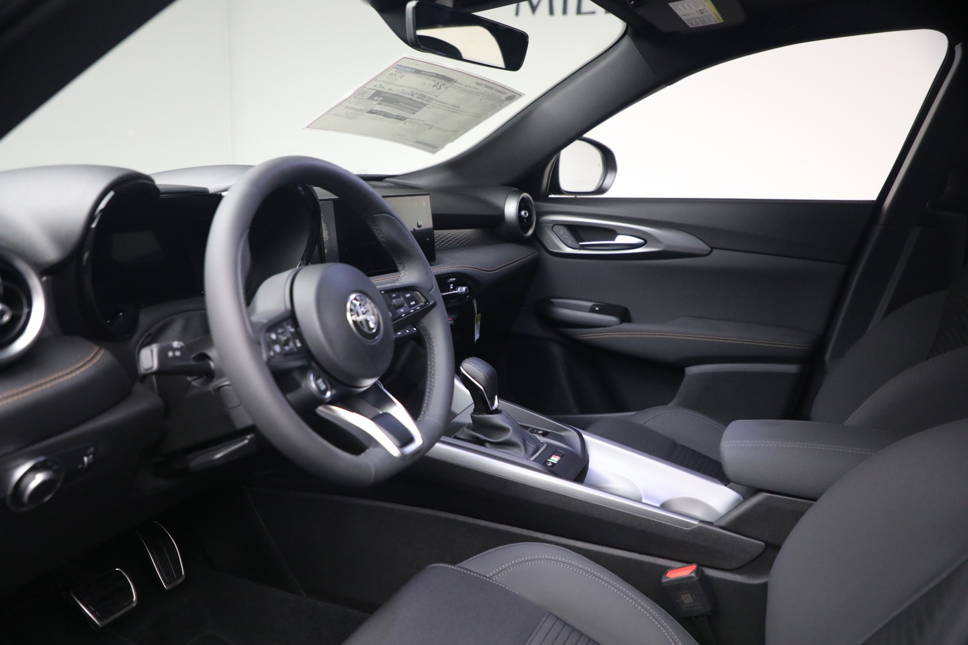 New-2026-Alfa-Romeo-Tonale-Sprint