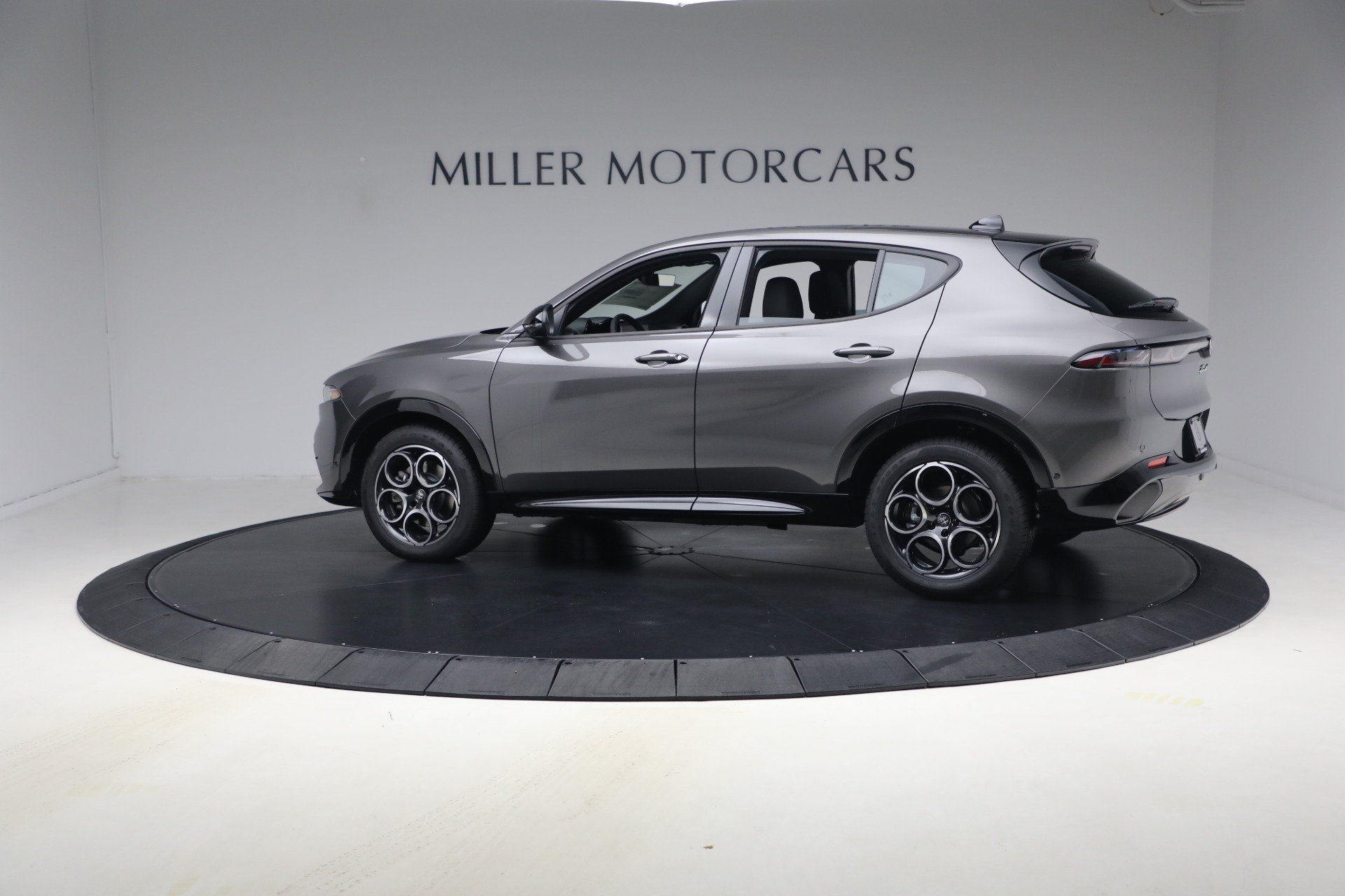 New-2026-Alfa-Romeo-Tonale-Sprint