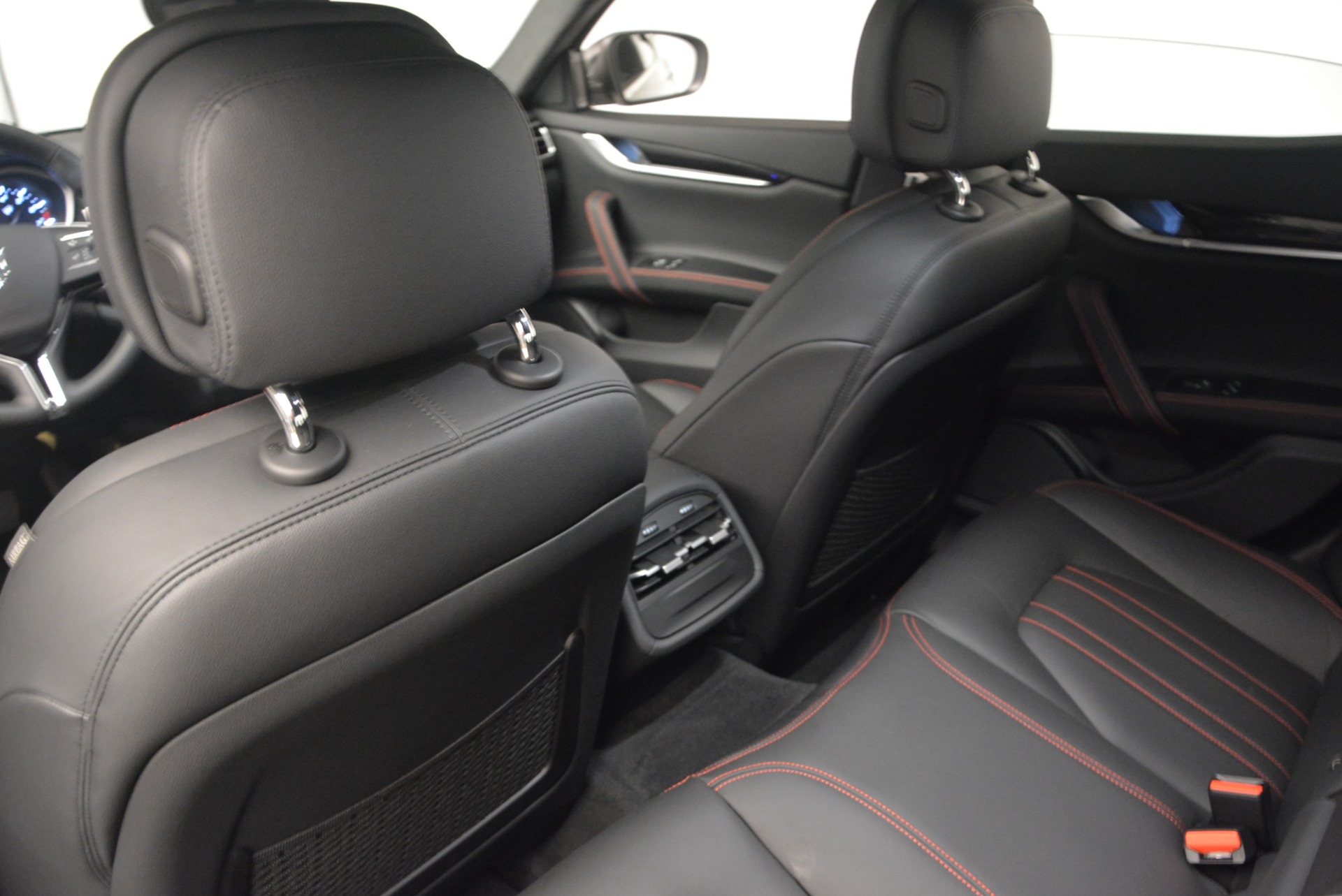 New-2017-Maserati-Ghibli-S-Q4