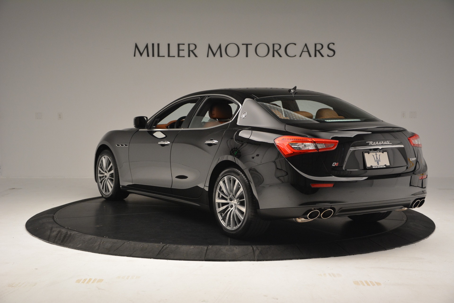 New-2017-Maserati-Ghibli-S-Q4