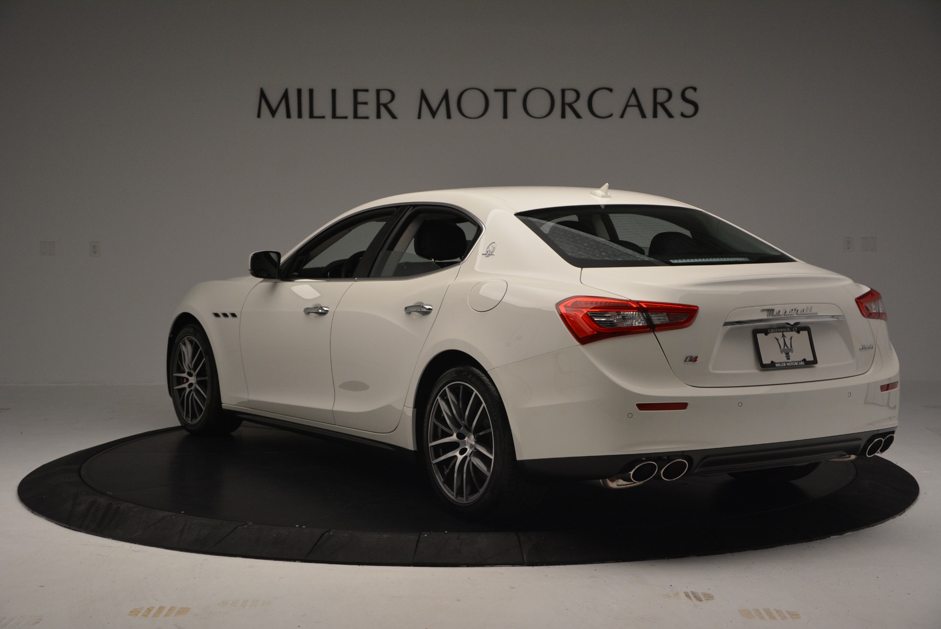 New-2017-Maserati-Ghibli-S-Q4