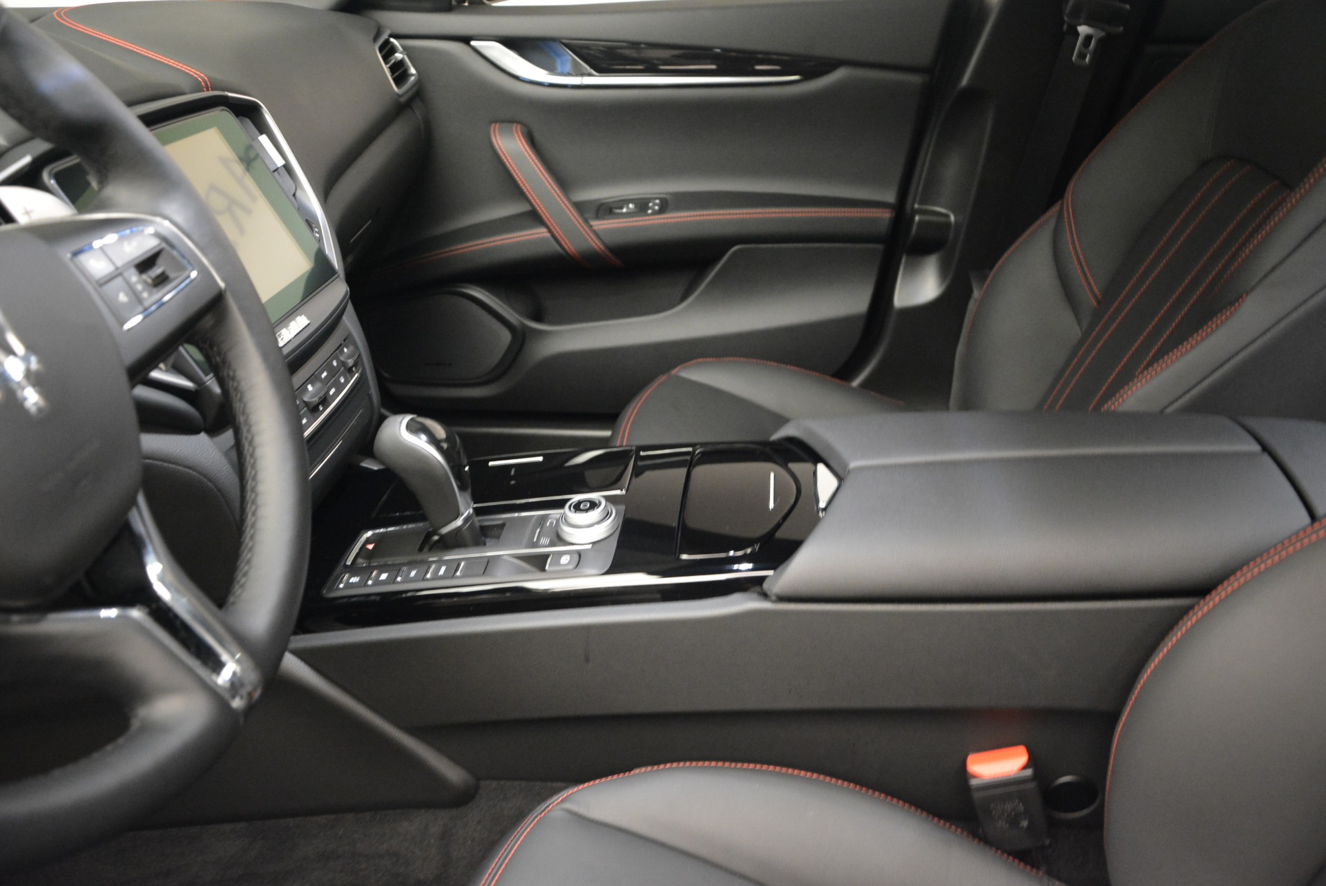 New-2017-Maserati-Ghibli-S-Q4