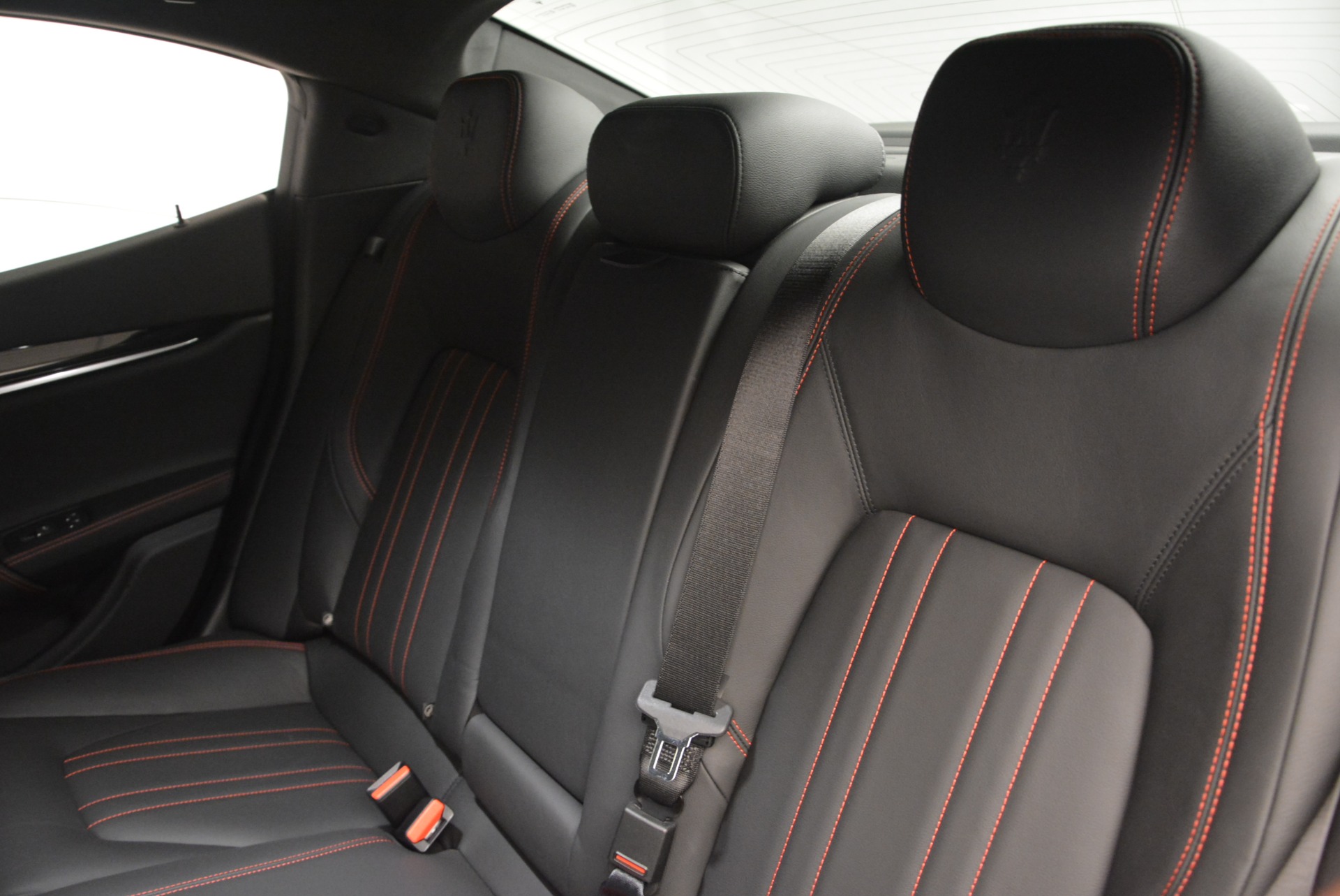 New-2017-Maserati-Ghibli-S-Q4