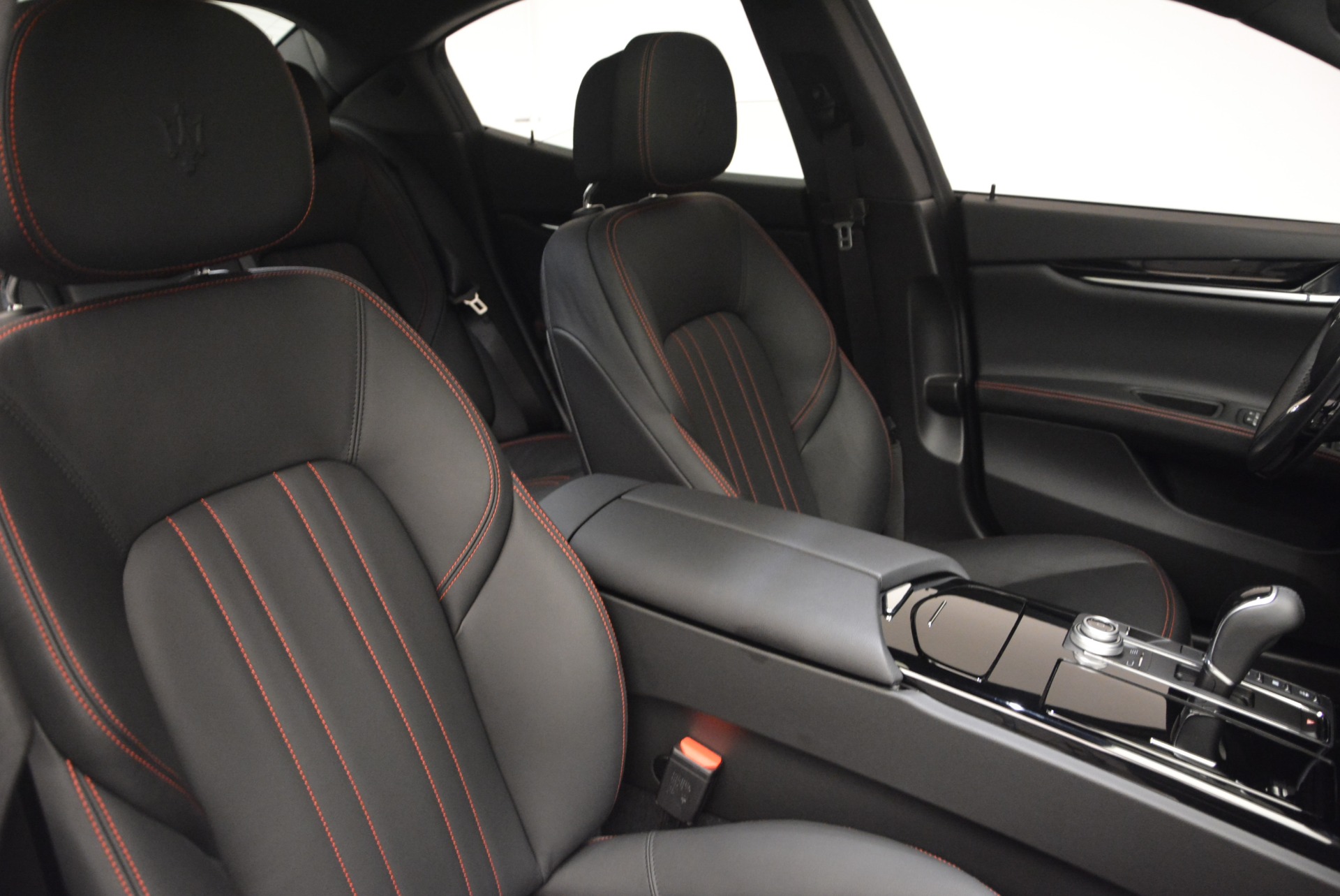 New-2017-Maserati-Ghibli-S-Q4