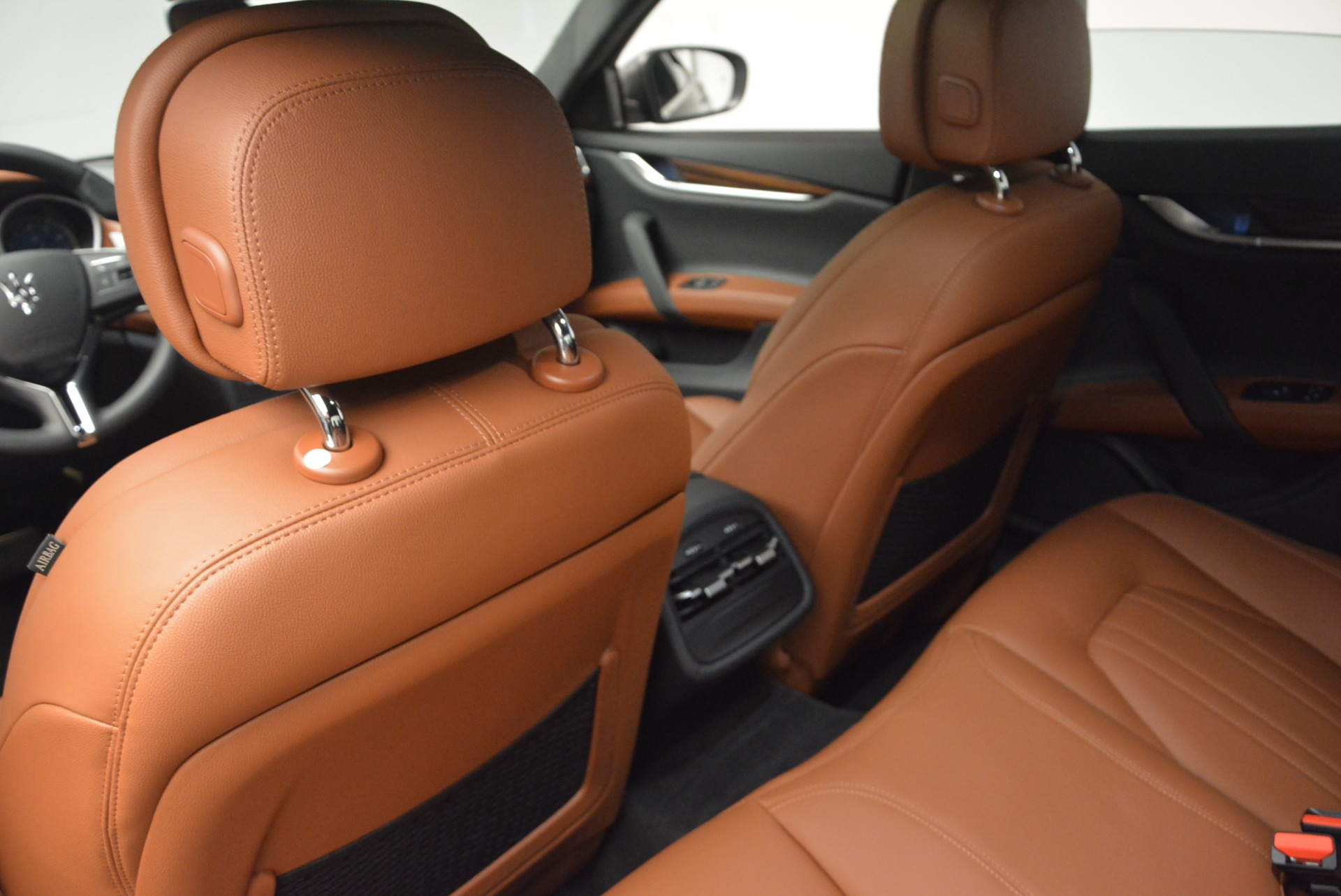 New-2017-Maserati-Ghibli-S-Q4