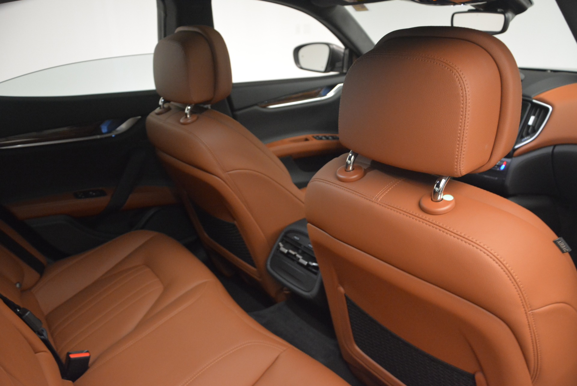 New-2017-Maserati-Ghibli-S-Q4