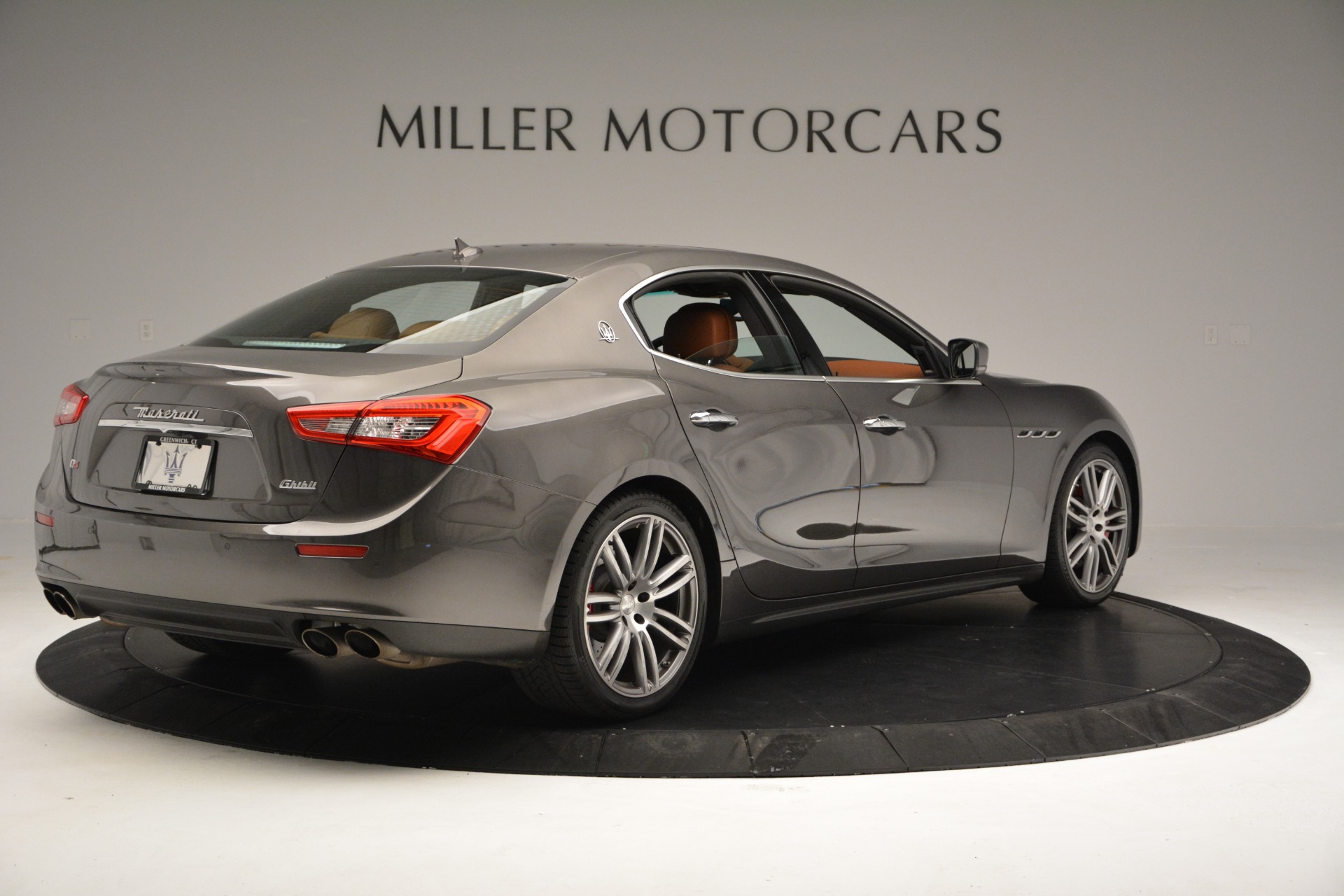 New-2017-Maserati-Ghibli-S-Q4