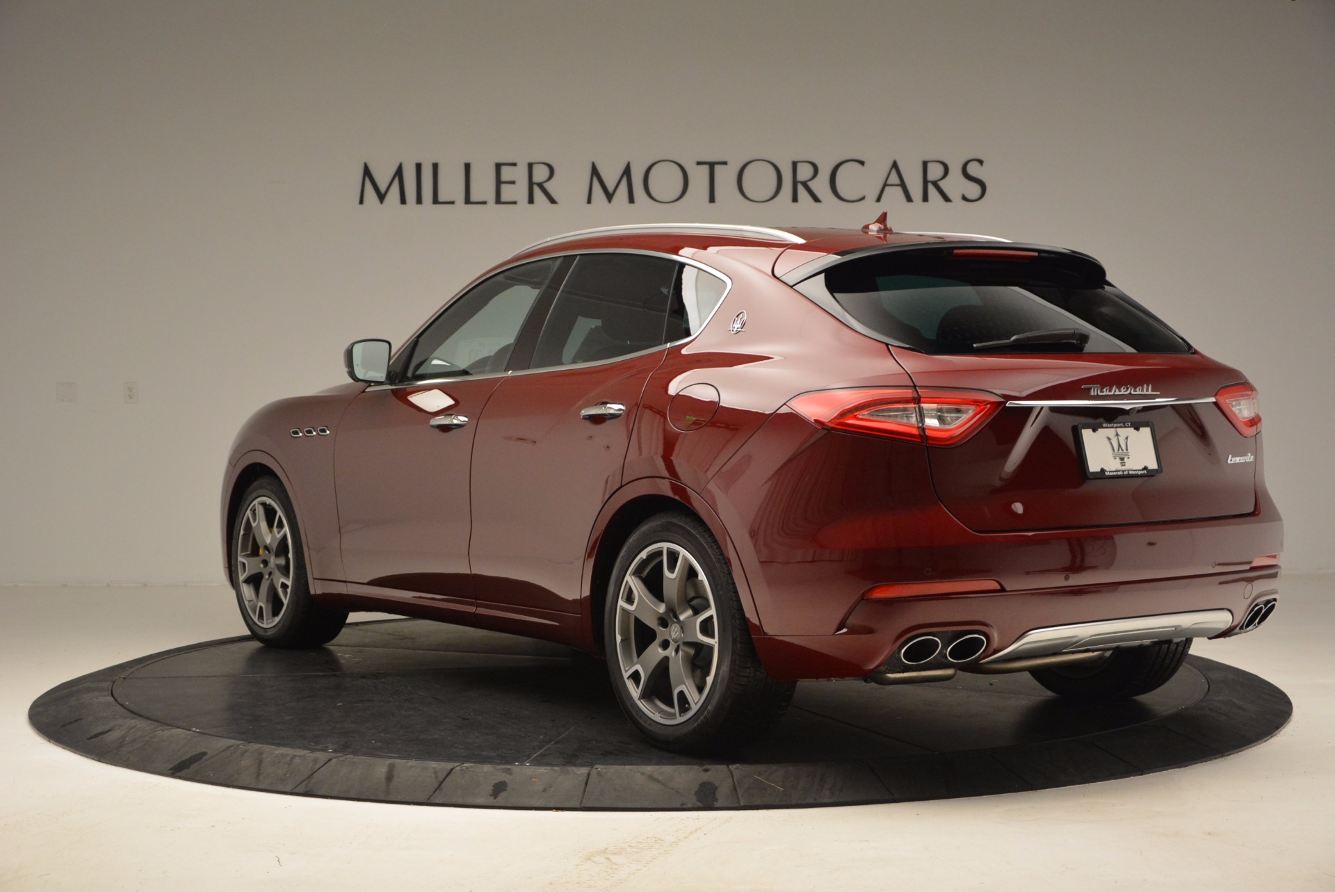 New-2017-Maserati-Levante-S