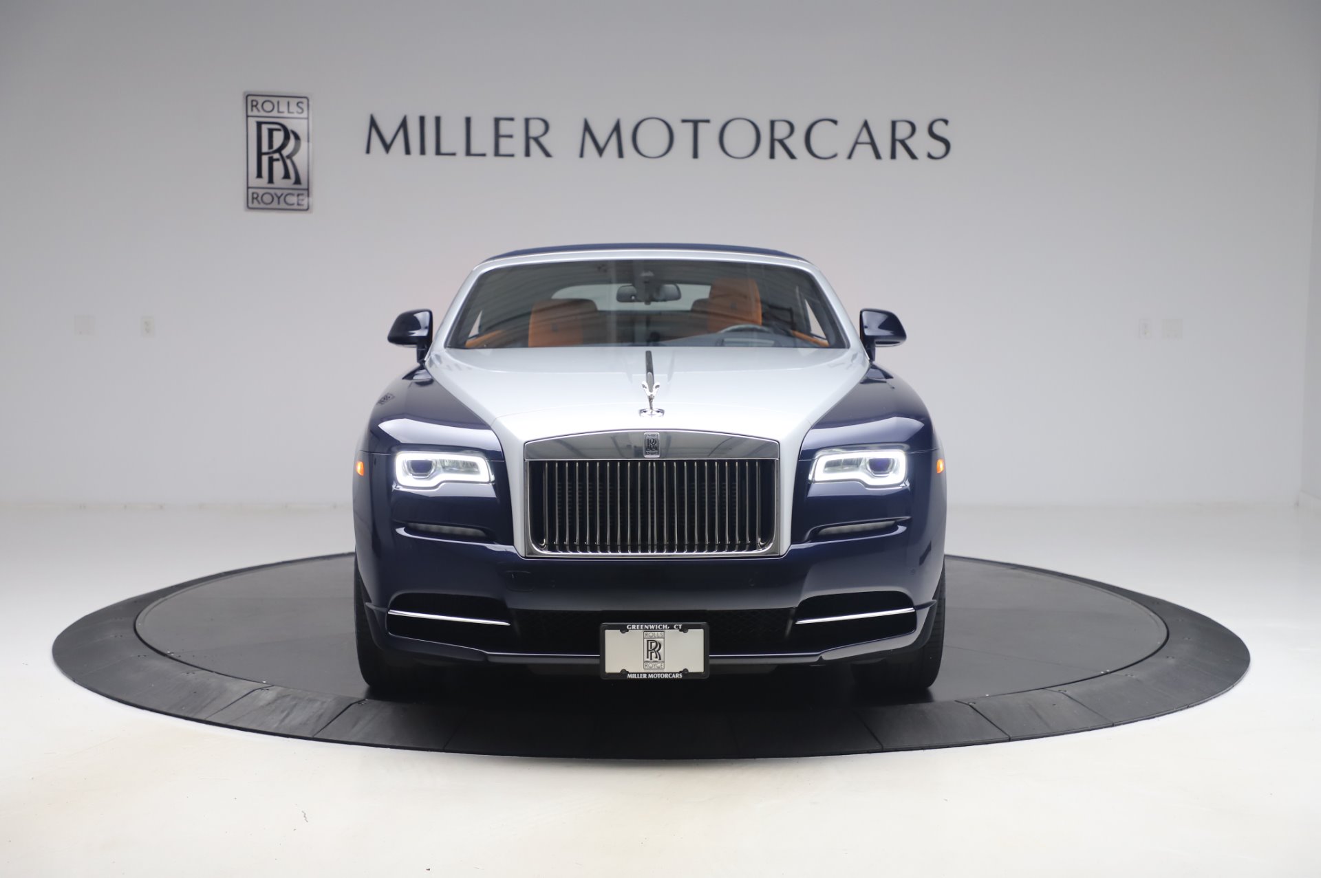 Used-2017-Rolls-Royce-Dawn