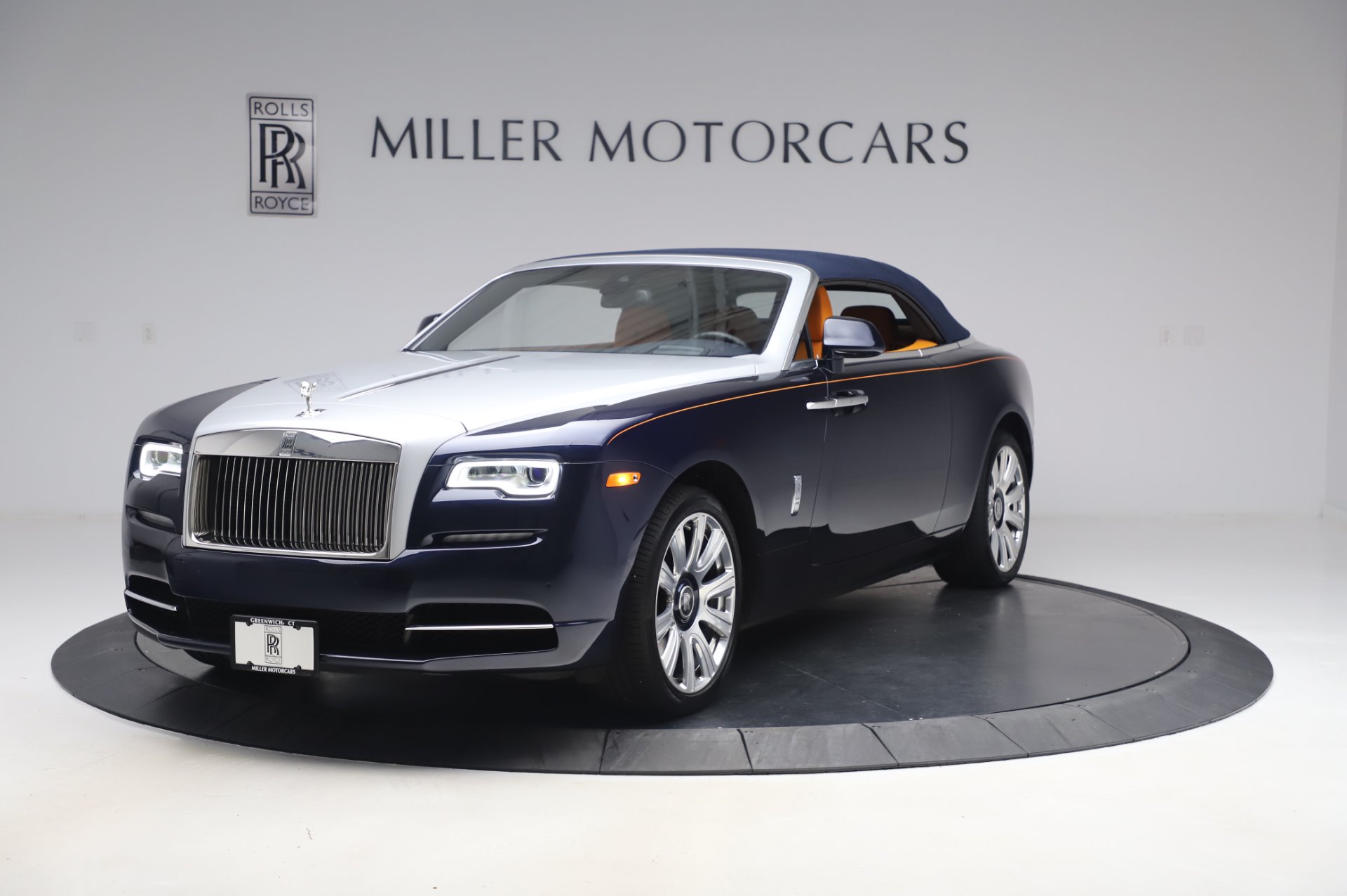 Used-2017-Rolls-Royce-Dawn